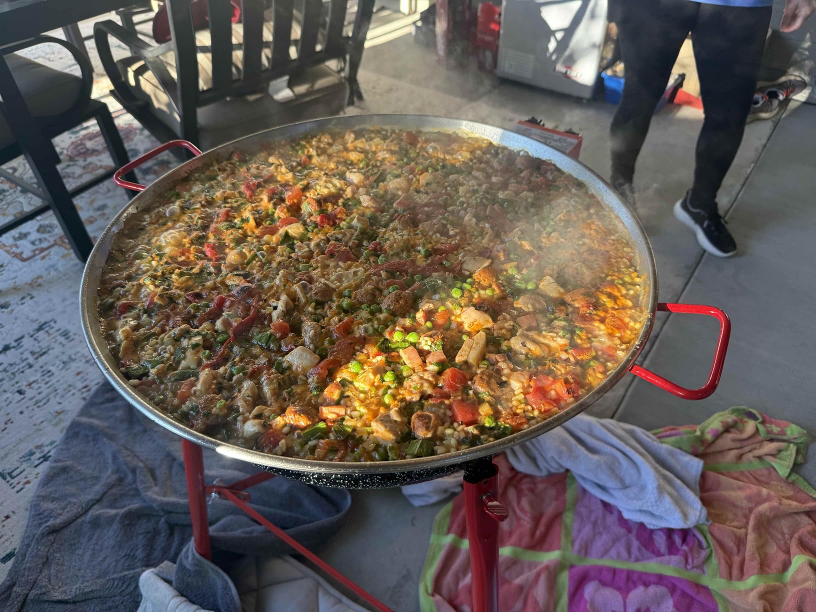 Garcima Tabarca Paella Pan Set with Burner, 20 Inch Carbon Steel Outdoor Pan and Reinforced Legs Imported from Spain (14 Servings) customer photo 2