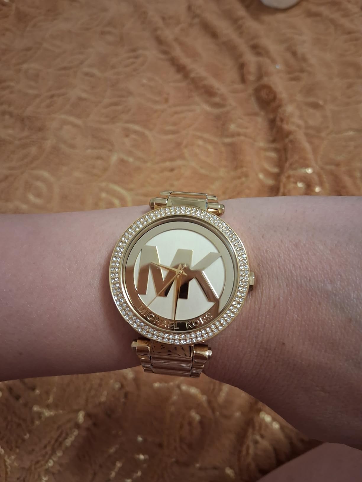 Michael Kors Parker Women's Watch, Stainless Steel and Pavé Crystal Watch for Women with Steel, Leather, or Silicone Band customer photo 2