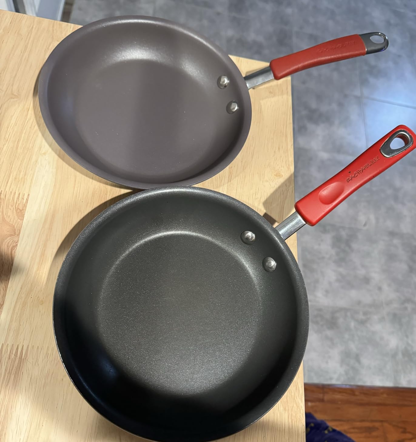 Rachael Ray Cucina Hard Anodized Nonstick Cookware Pots and Pans Set, 12 Piece, Gray with Red Handles customer photo 2