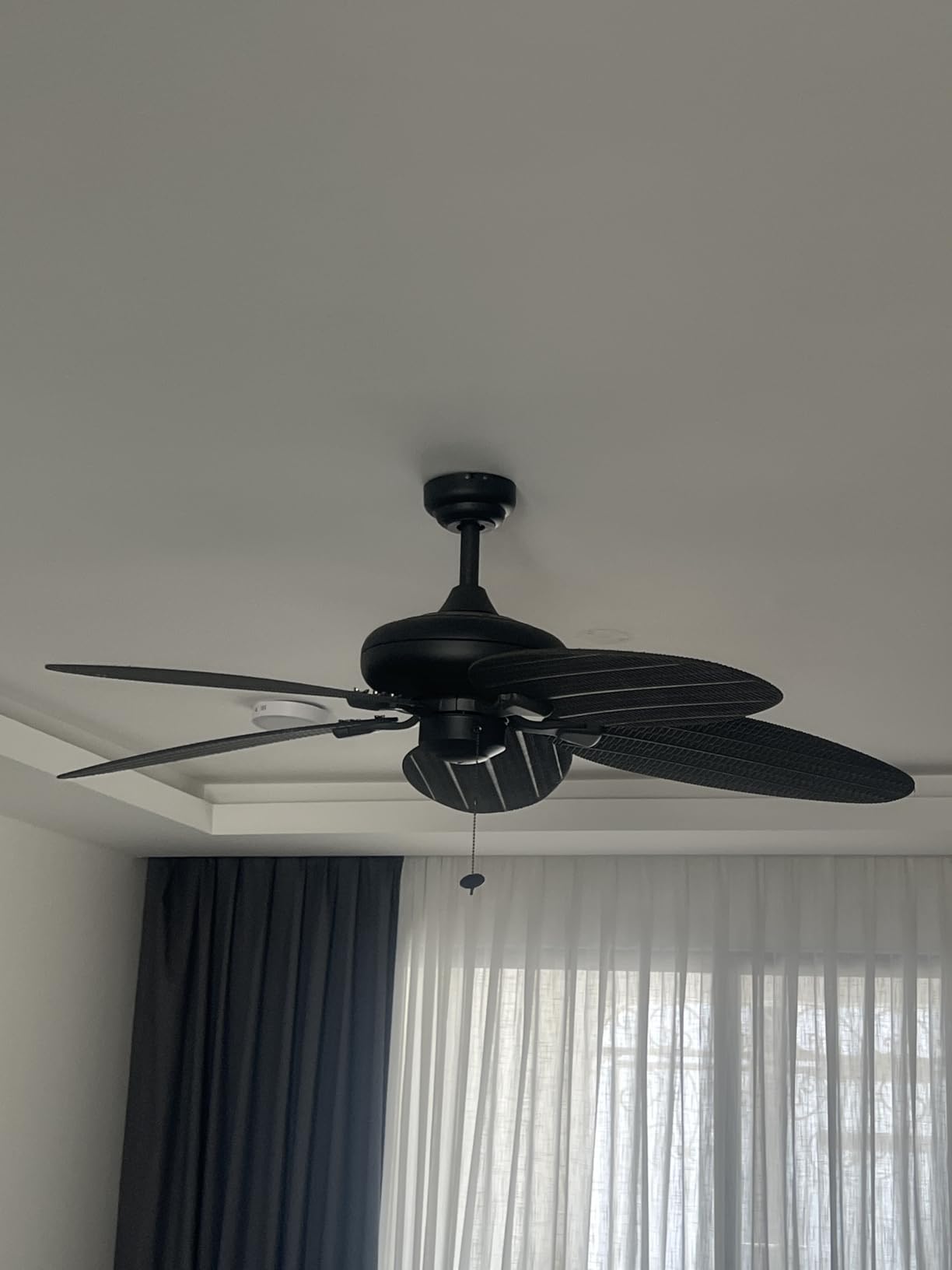 Honeywell Ceiling Fans Duval 52 Inch Ceiling Fan, Quick 2 Hang Indoor/Outdoor Ceiling Fan with Pull Chain, Tri-Mount 5 Blade Tropical Design, ETL Damp Rated, Bronze (50201-01) customer photo 1