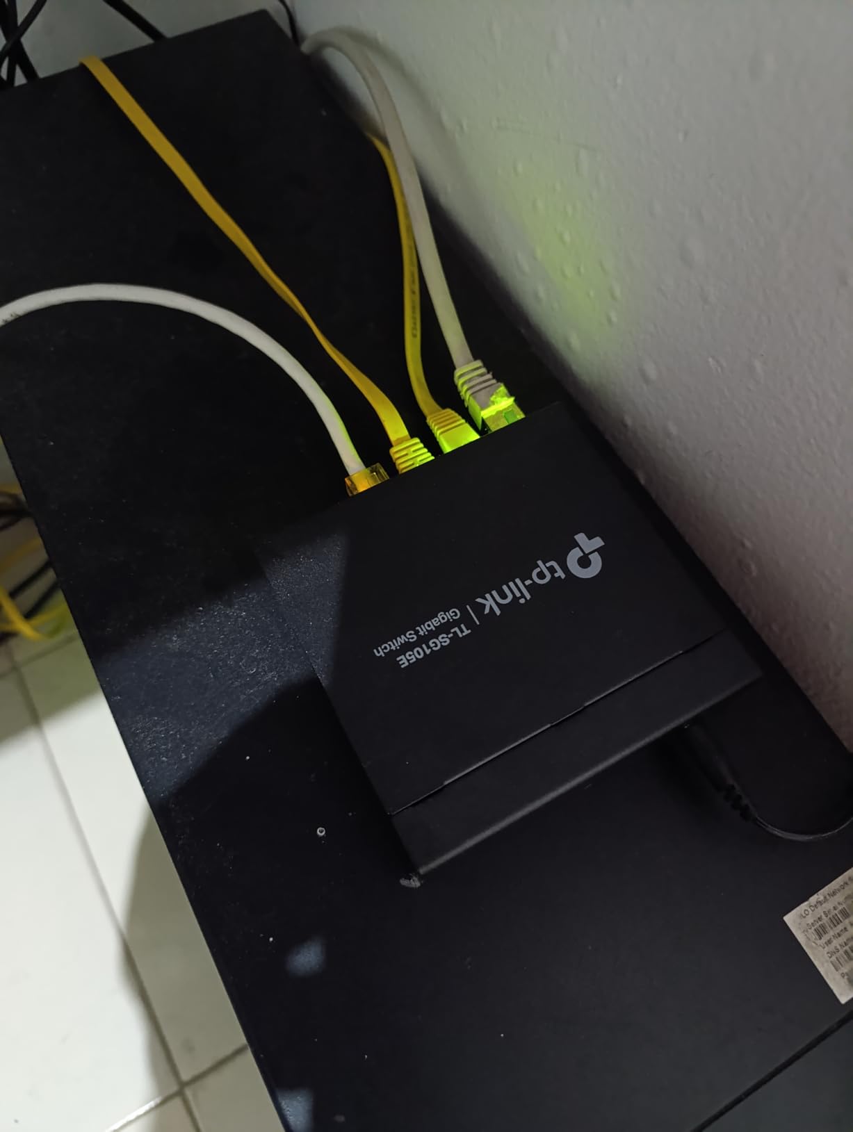 TP-Link 5-Port Gigabit Ethernet Easy Smart Switch| Plug and Play | Desktop | Sturdy Metal w/Shielded Ports | Limited Lifetime Replacement (TL-SG105E) customer photo 2