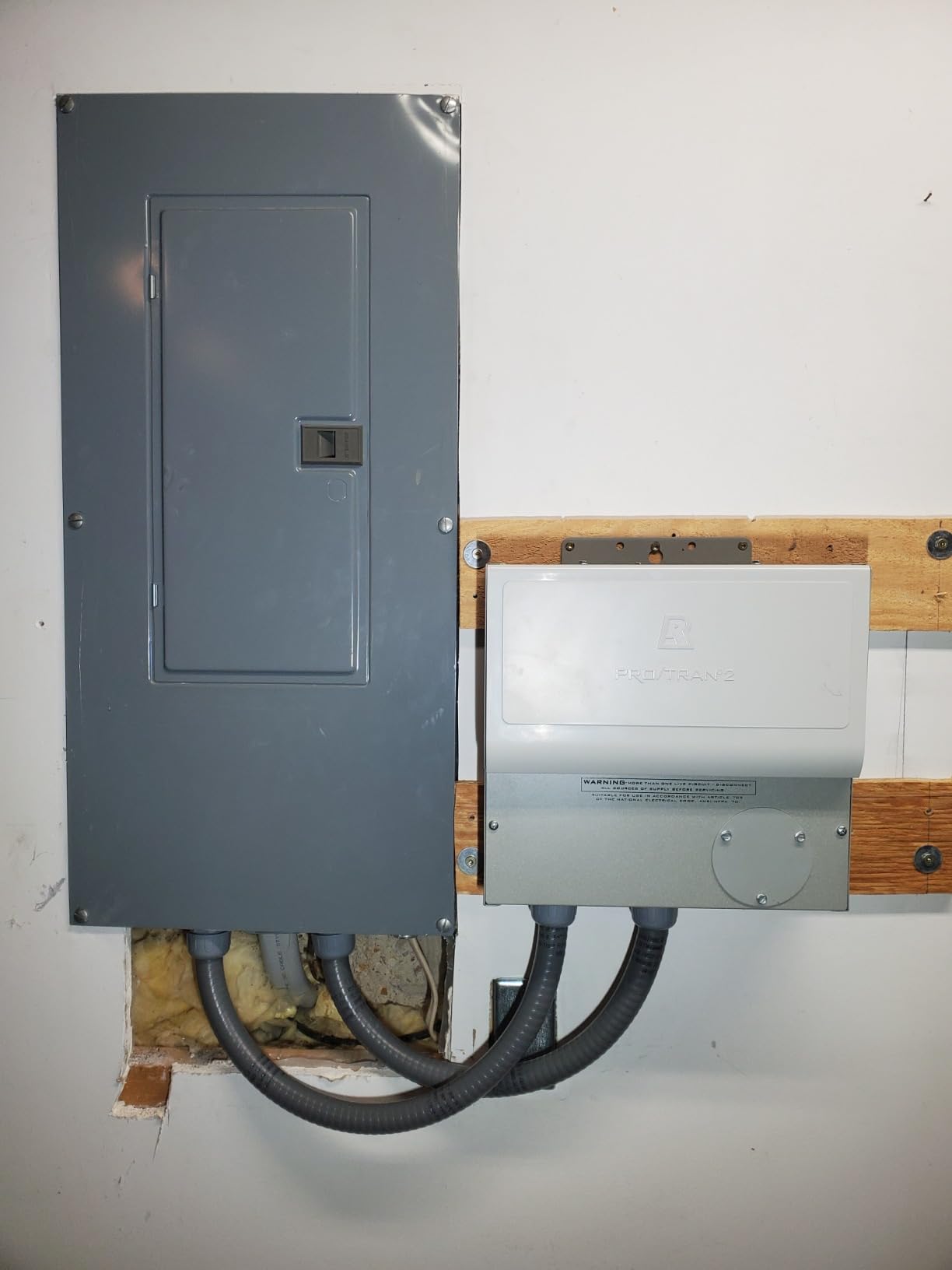 310C Pro/Tran2 30-Amp 10-Circuit 2 Manual Transfer Switch customer photo 2