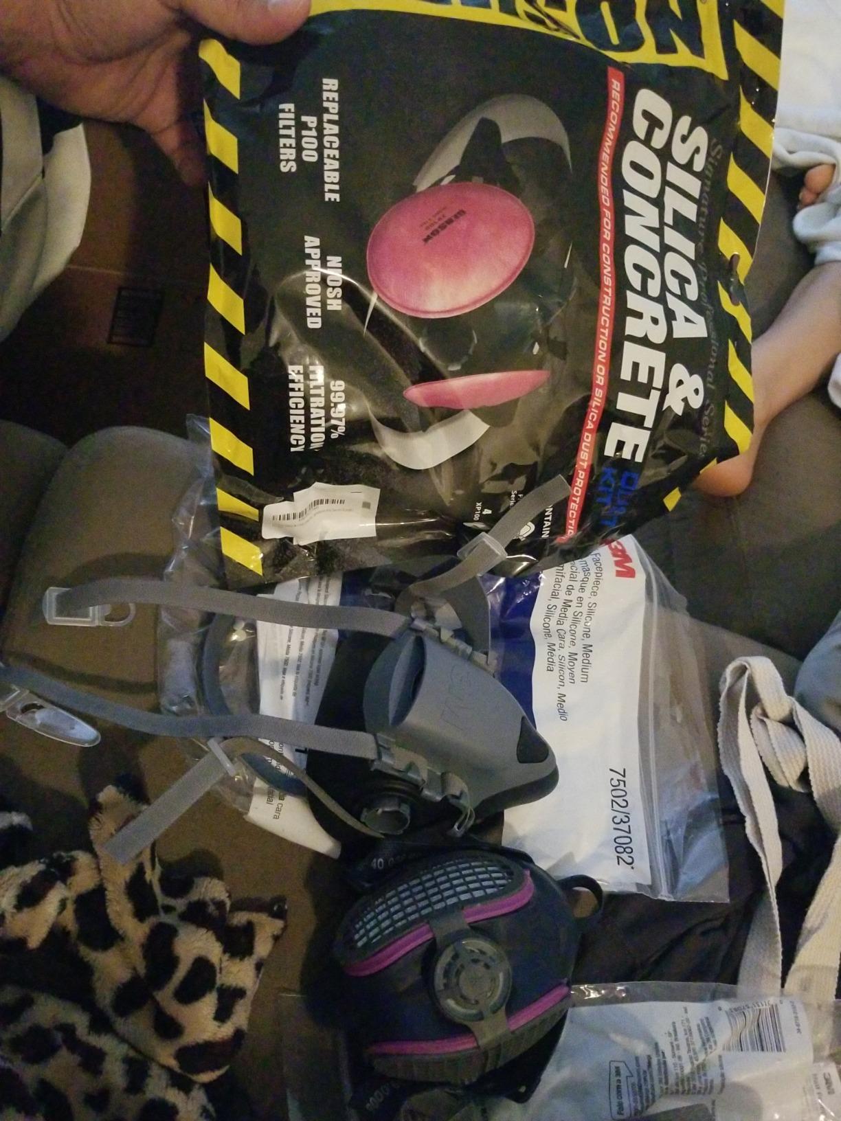 GVS Elipse P100 Dust Half Mask Respirator with replaceable and reusable filters included, Blue customer photo 1