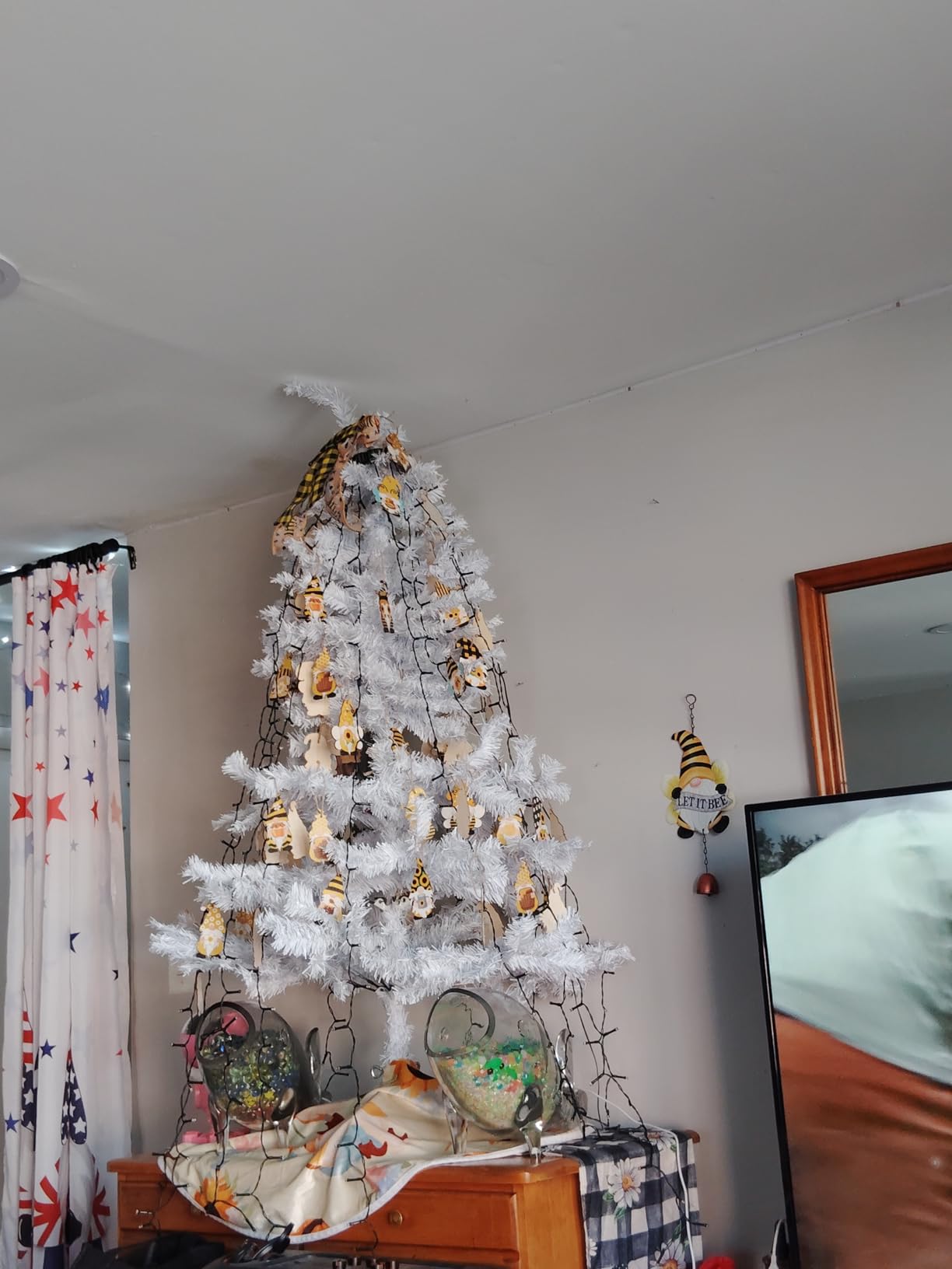 Best Choice Products Artificial Christmas Tree, 6ft Premium Unlit Hinged Design, Dense Branches Realistic Holiday Decor w/Easy Assembly, Base customer photo 1