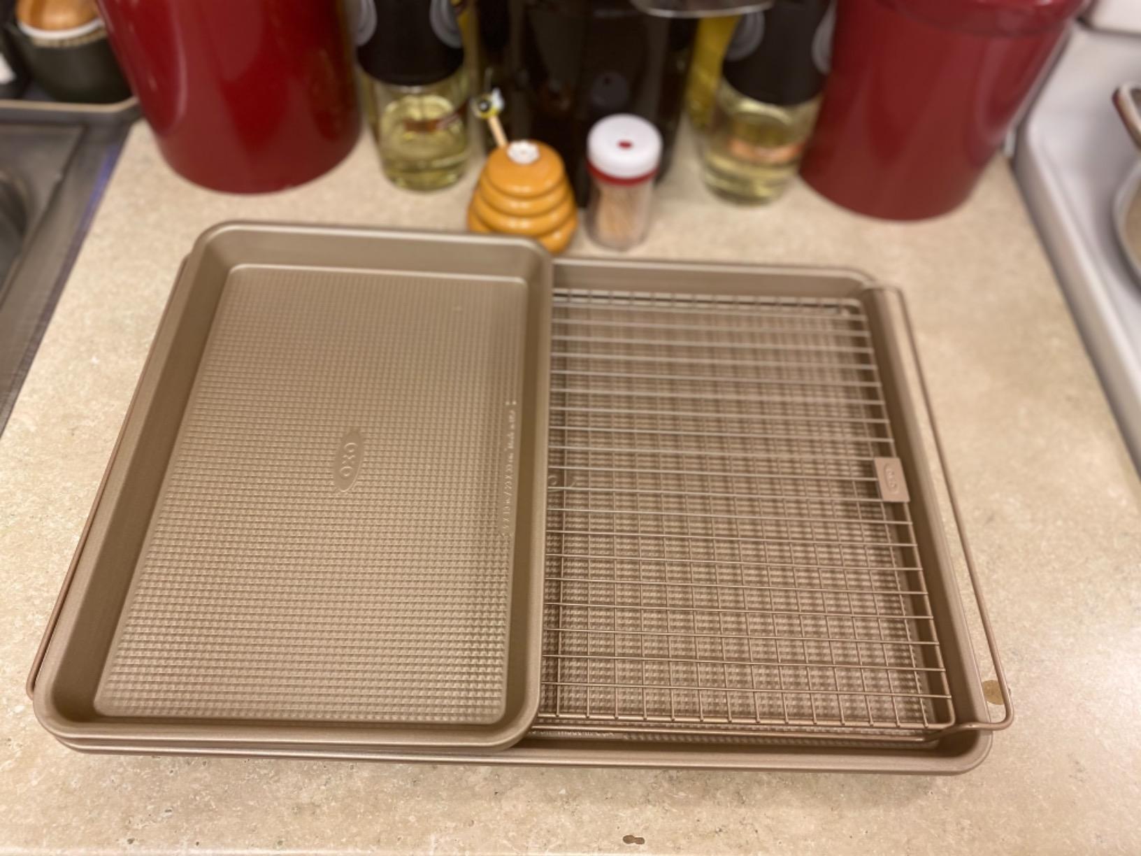 OXO Good Grips Non-Stick Pro 2-Piece Sheet Pan Set customer photo 2