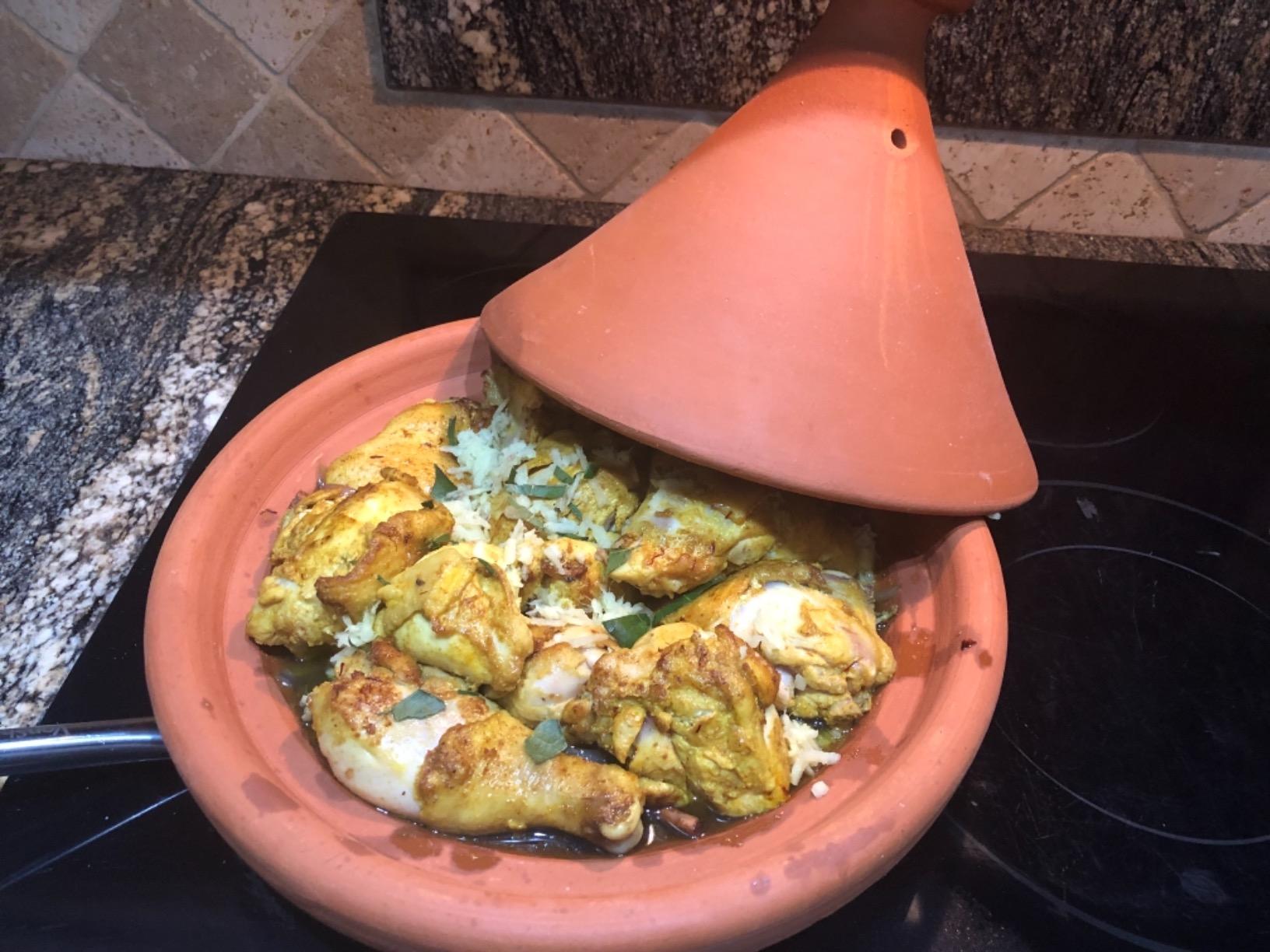 Large Brown Conical Moroccan Cooking Tagine, 12 Inches, Authentic, Clay Material, Oven Safe, Dishwasher Safe customer photo 1