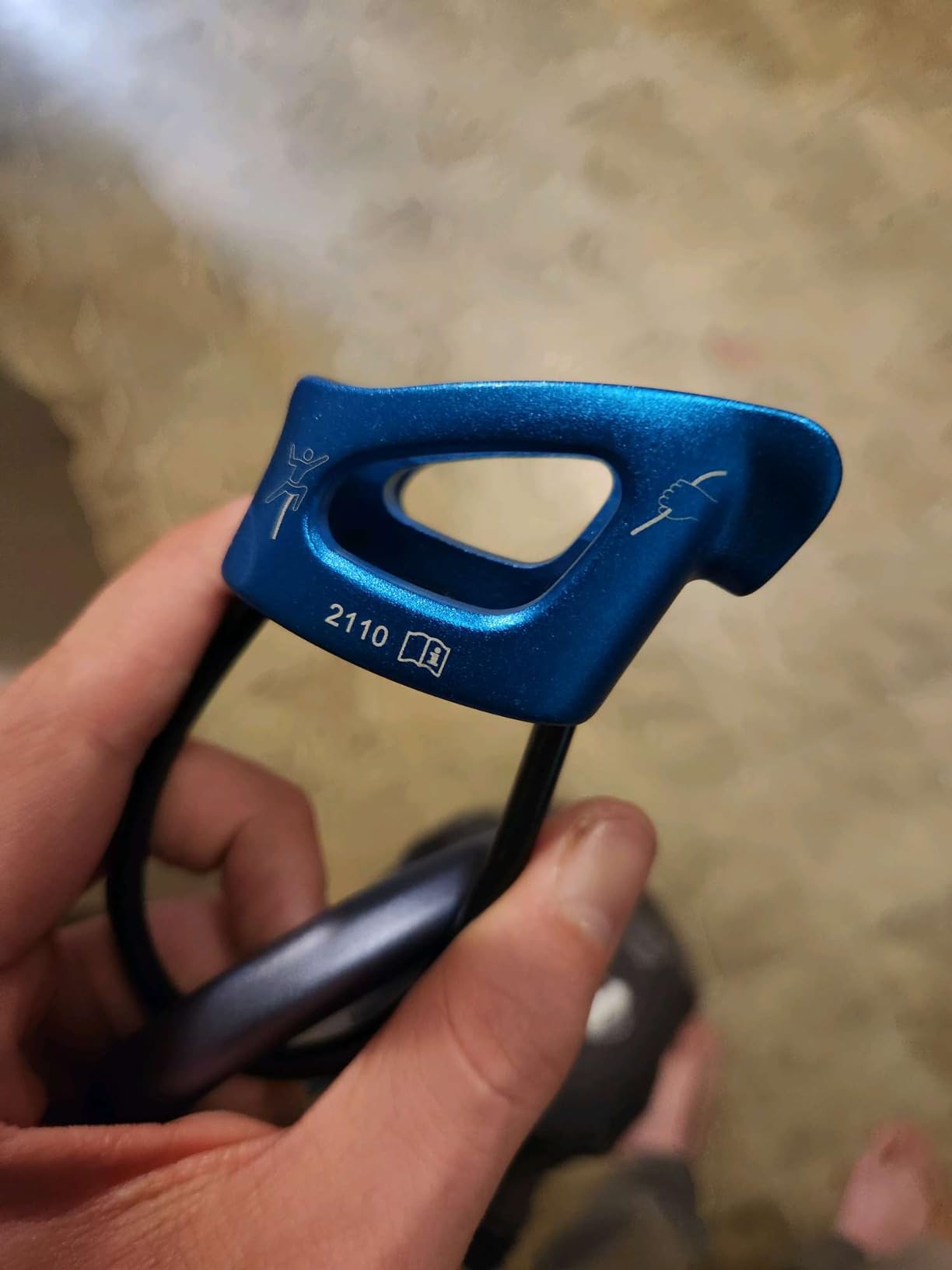 BLACK DIAMOND ATC Belay Rappel Device - Durable Aluminum, Easy-Handling Device for Sport & Gym Rock Climbing customer photo 2