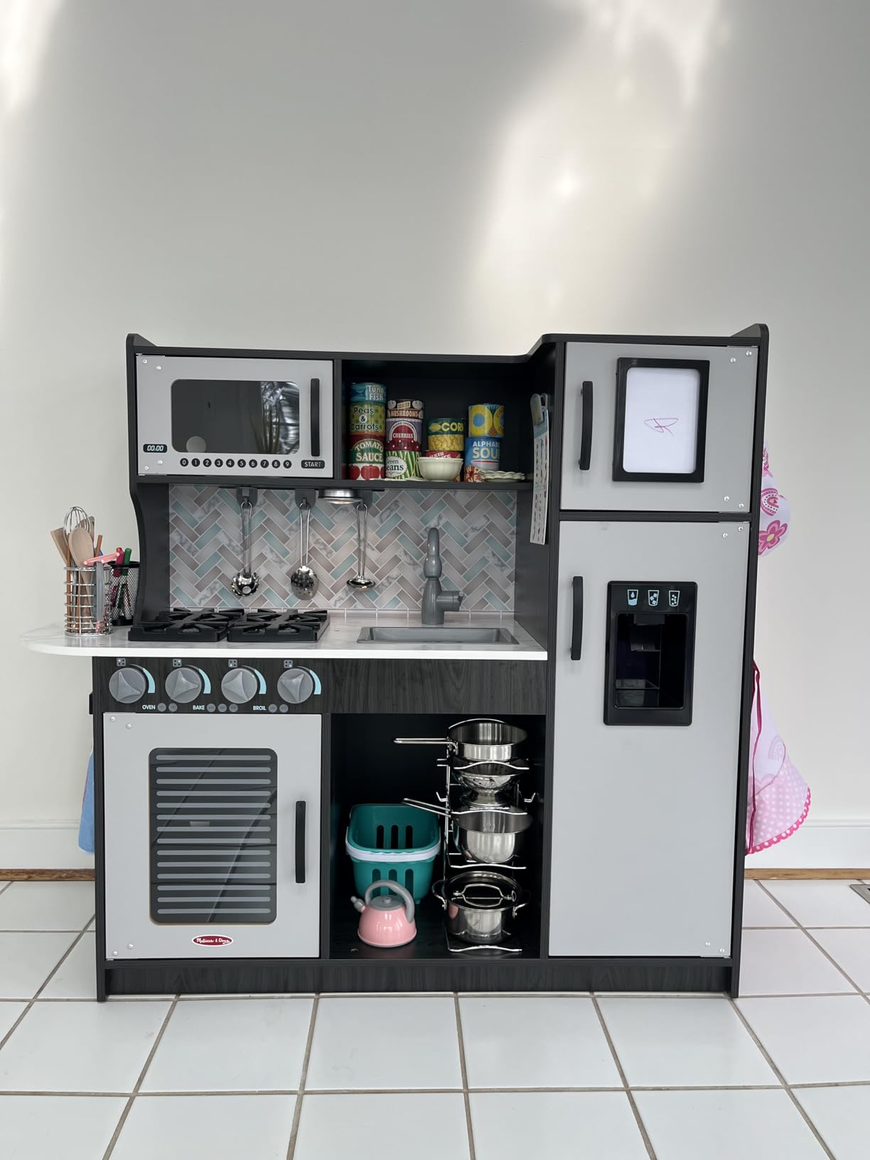 Melissa & Doug Chef's Wooden Pretend Play Kitchen for Kids with 
