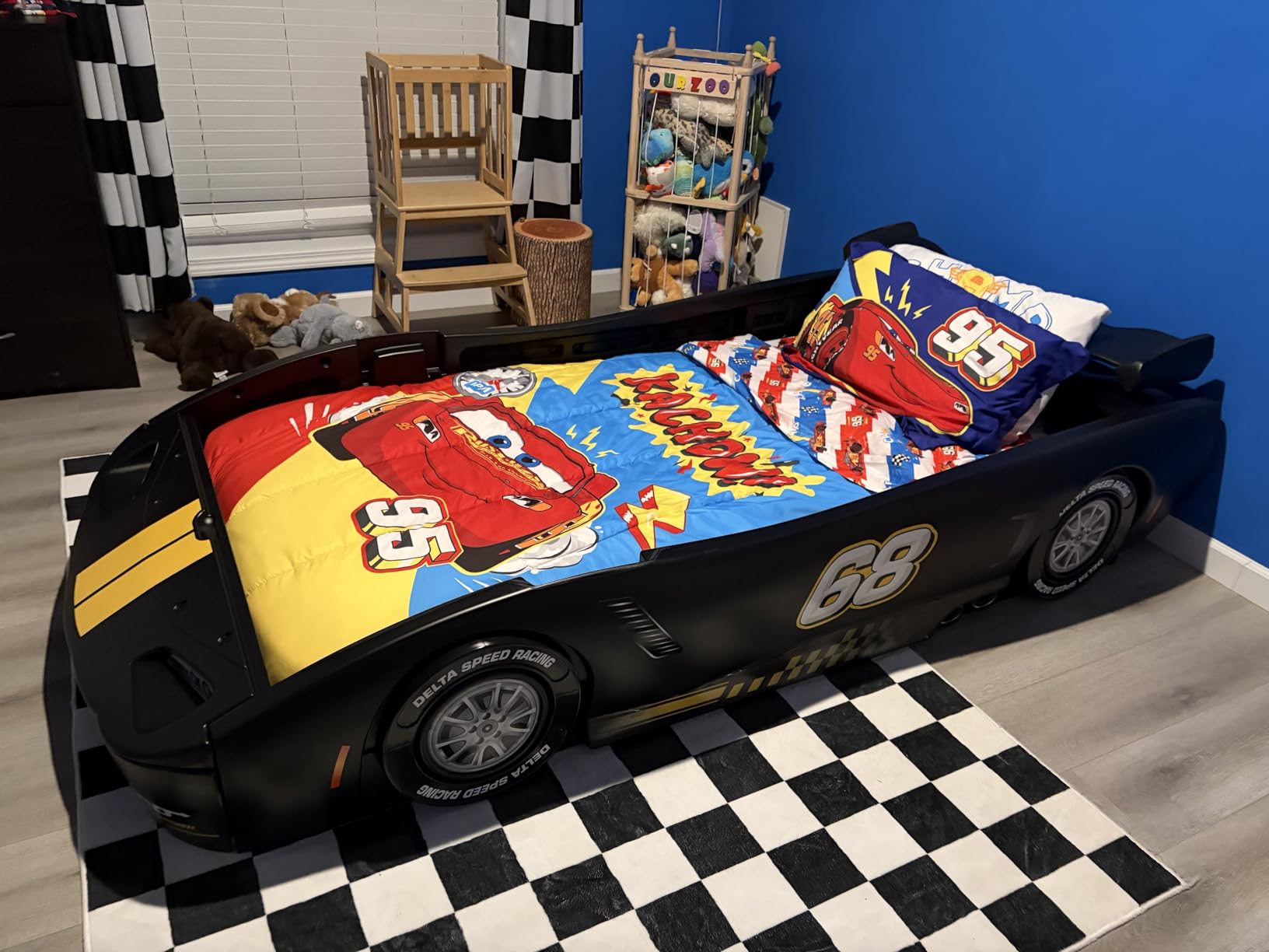 Delta Children Turbo Race Car Twin Bed, Red customer photo 1