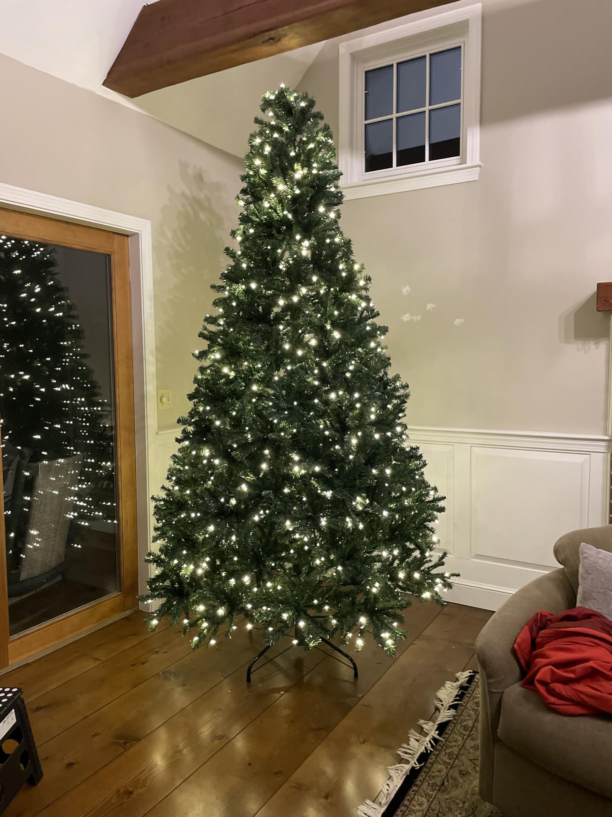 Best Choice Products Artificial Christmas Tree, 7.5ft Premium Pre-Lit Realistic Spruce Holiday Decor w/Dense Branches, Metal Base - Green Spruce customer photo 2