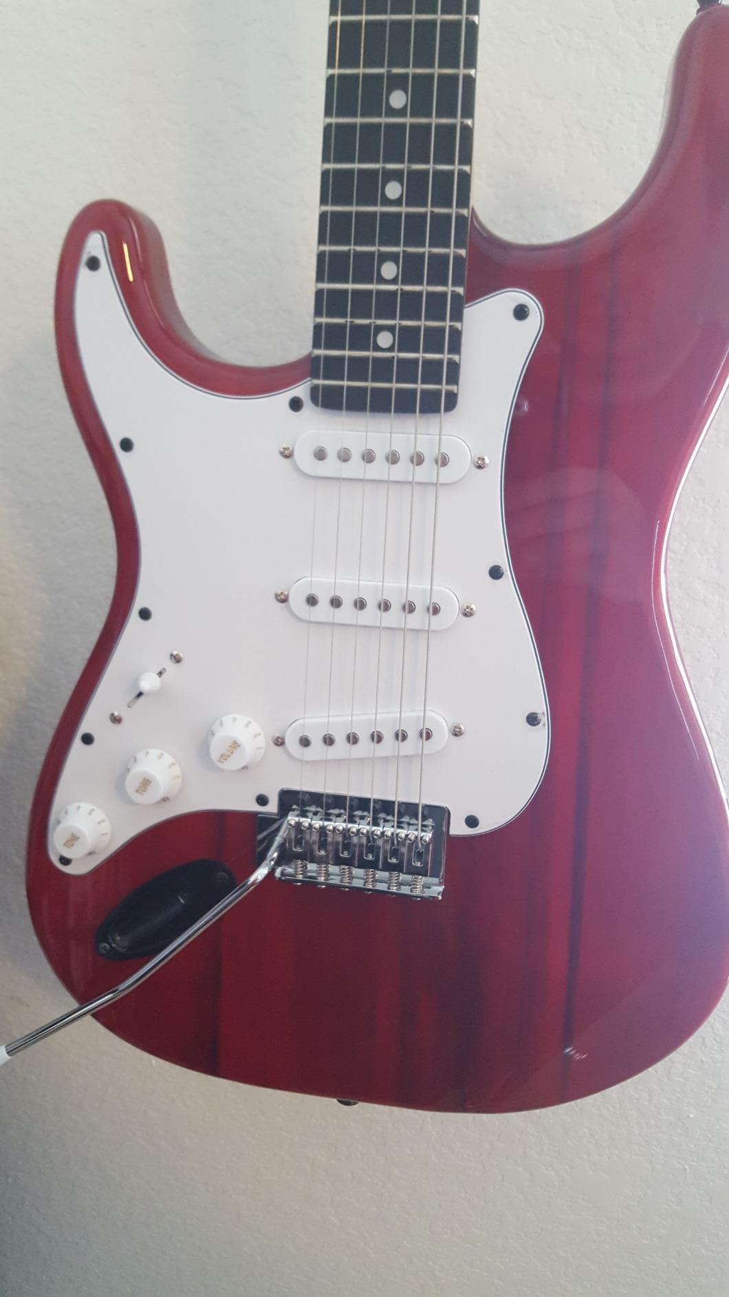 LyxPro Full Size Electric Guitar with 20w Amp, Package Includes All Accessories, Digital Tuner, Strings, Picks, Tremolo Bar, Shoulder Strap, and Case Bag Complete Beginner Starter kit Pack, Sunburst customer photo 2