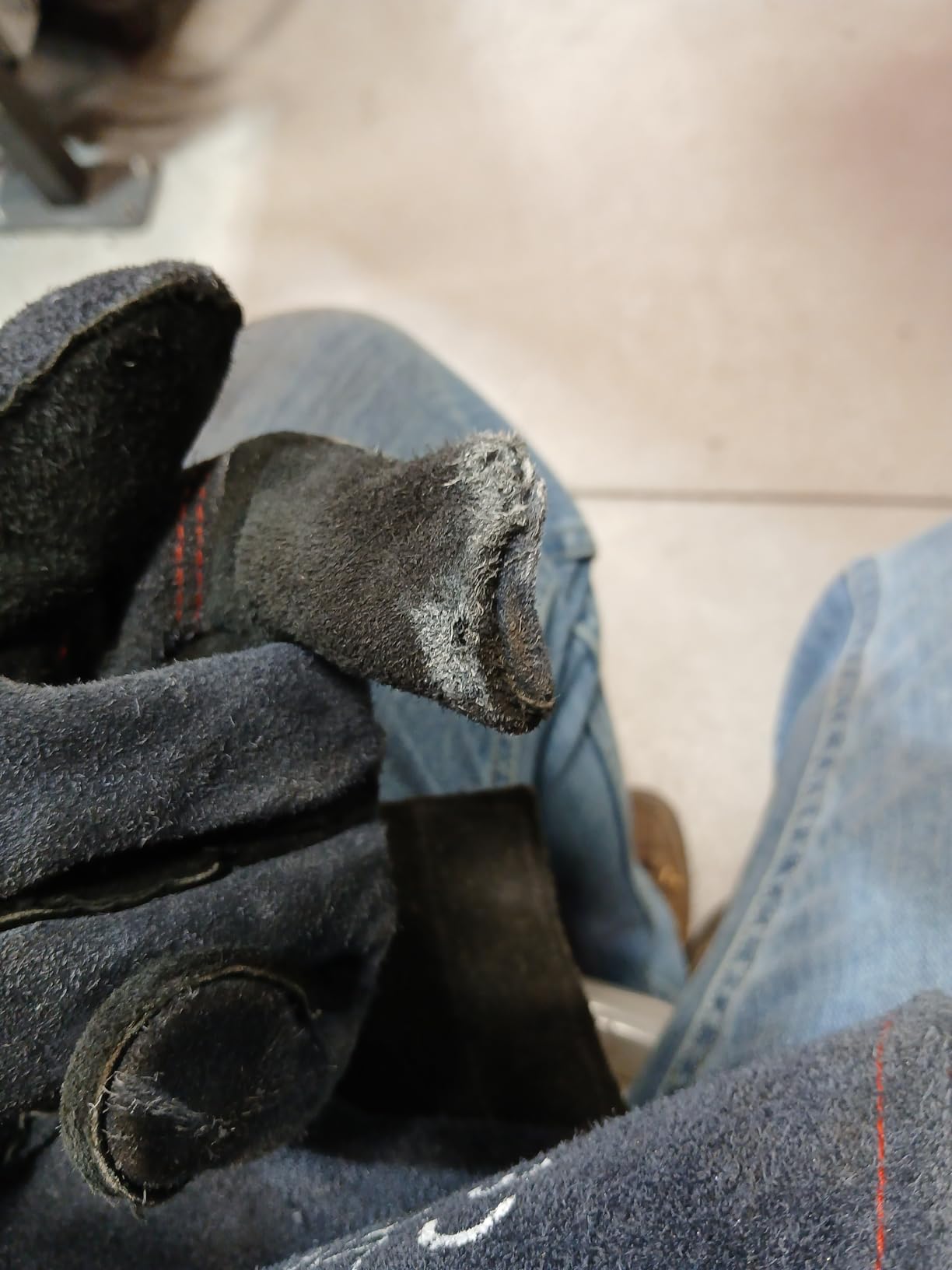 RAPICCA Welding Gloves Fire Heat Resistant: Blue 16IN 932ℇ Fireproof Leather For Stick Mig Flux-Core Welder Forge Blacksmith customer photo 1