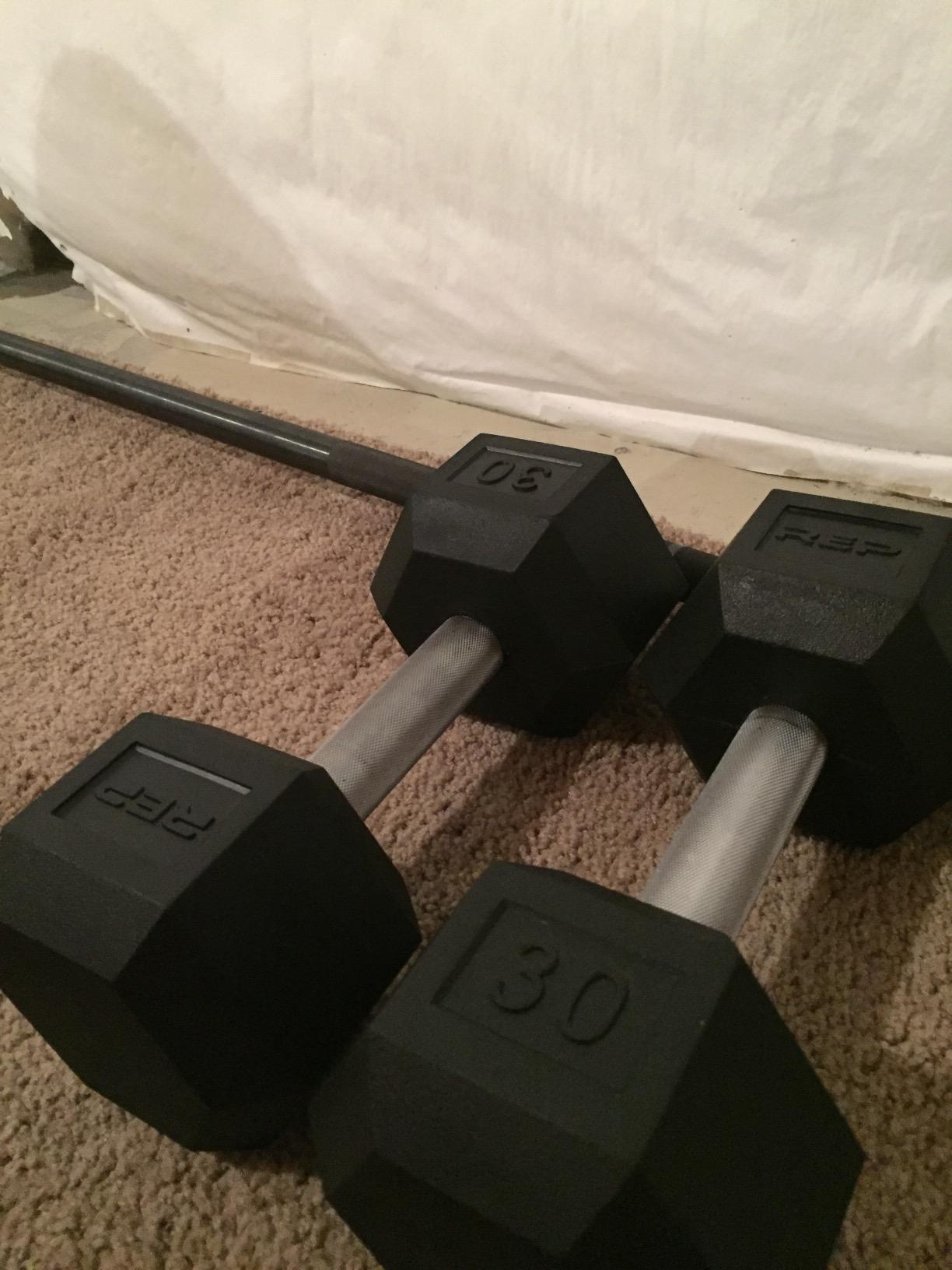 Rep Fitness Rubber Hex Dumbbell(s) - Singles (55LB +) and Pairs (5LB - 50LB) - Low Odor, Fully Knurled Handle customer photo 2