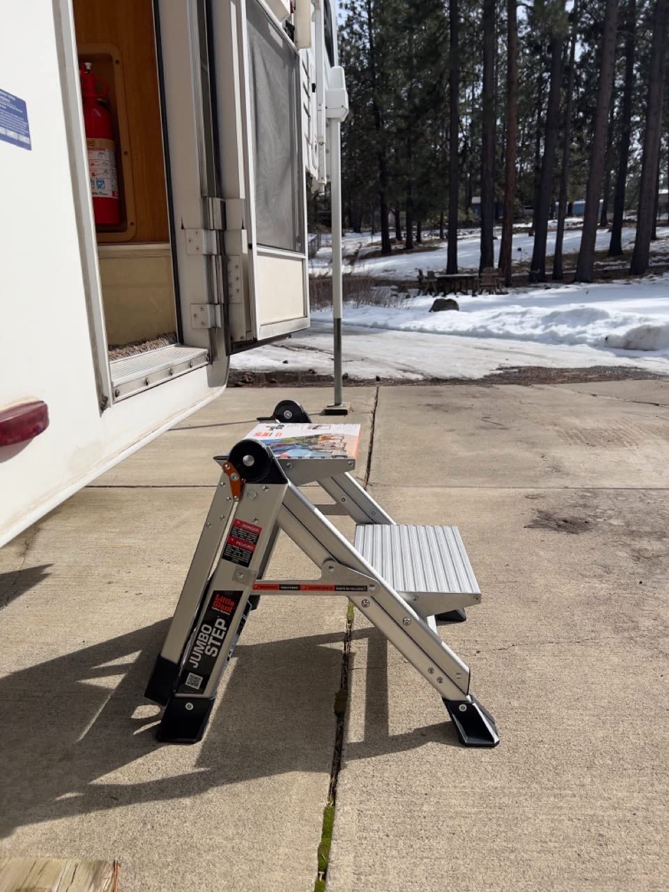 Little Giant Ladders, Jumbo Step, 2-Step, 2 foot, Step Stool, Aluminum, Type 1AA, 375 lbs weight rating (11902) customer photo 2
