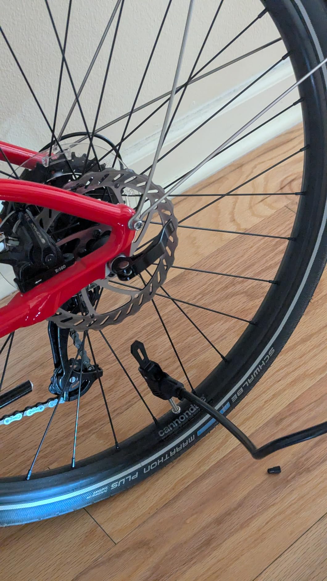 Schwinn Air Center Series or Basic Floor Pump, for a Range of Bikes, 100, 120 or 160 PSI, Soft Grip Handle, Dual Head for Schrader and Presta Valves, Manual Air Pump customer photo 2