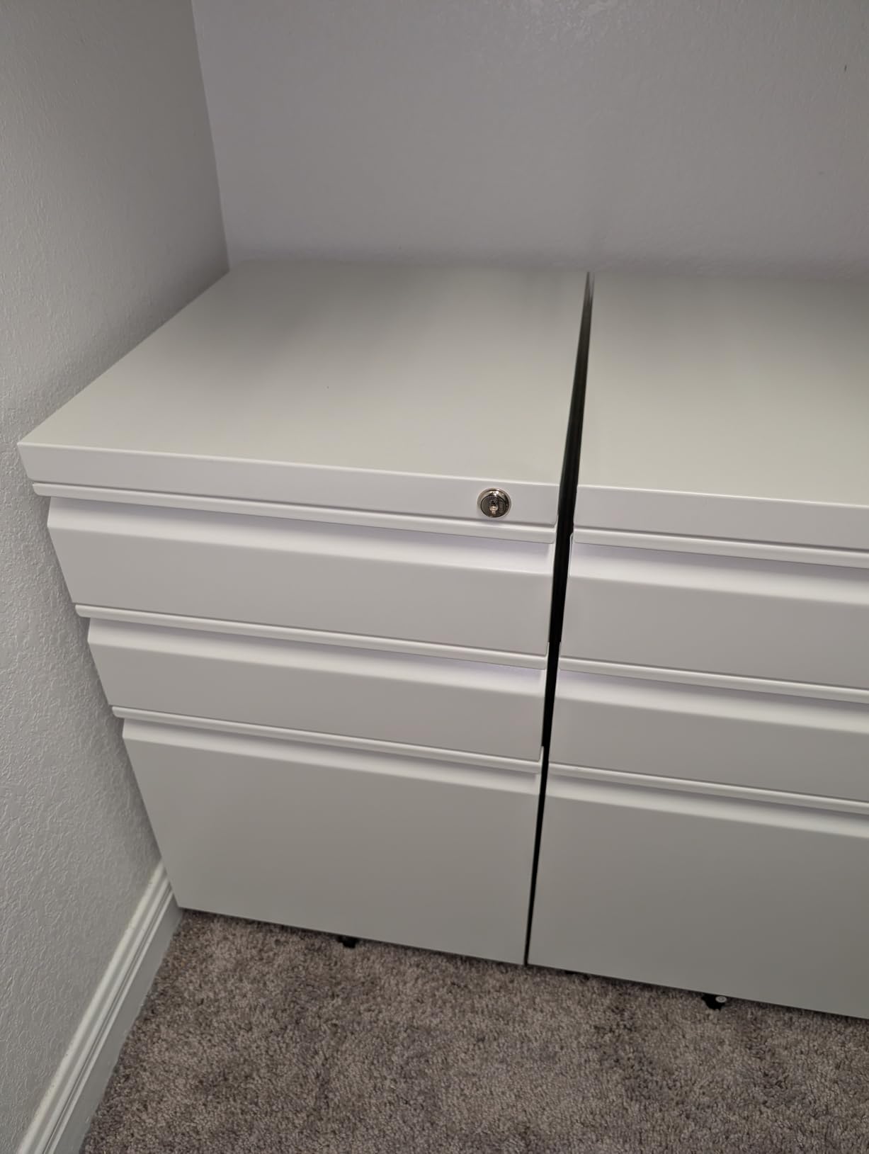 DEVAISE 3 Drawer Mobile File Cabinet with Lock, Under Desk Metal Filing Cabinet for Home Office/Legal/Letter/A4 File, Fully Assembled Except Wheels, Black customer photo 2