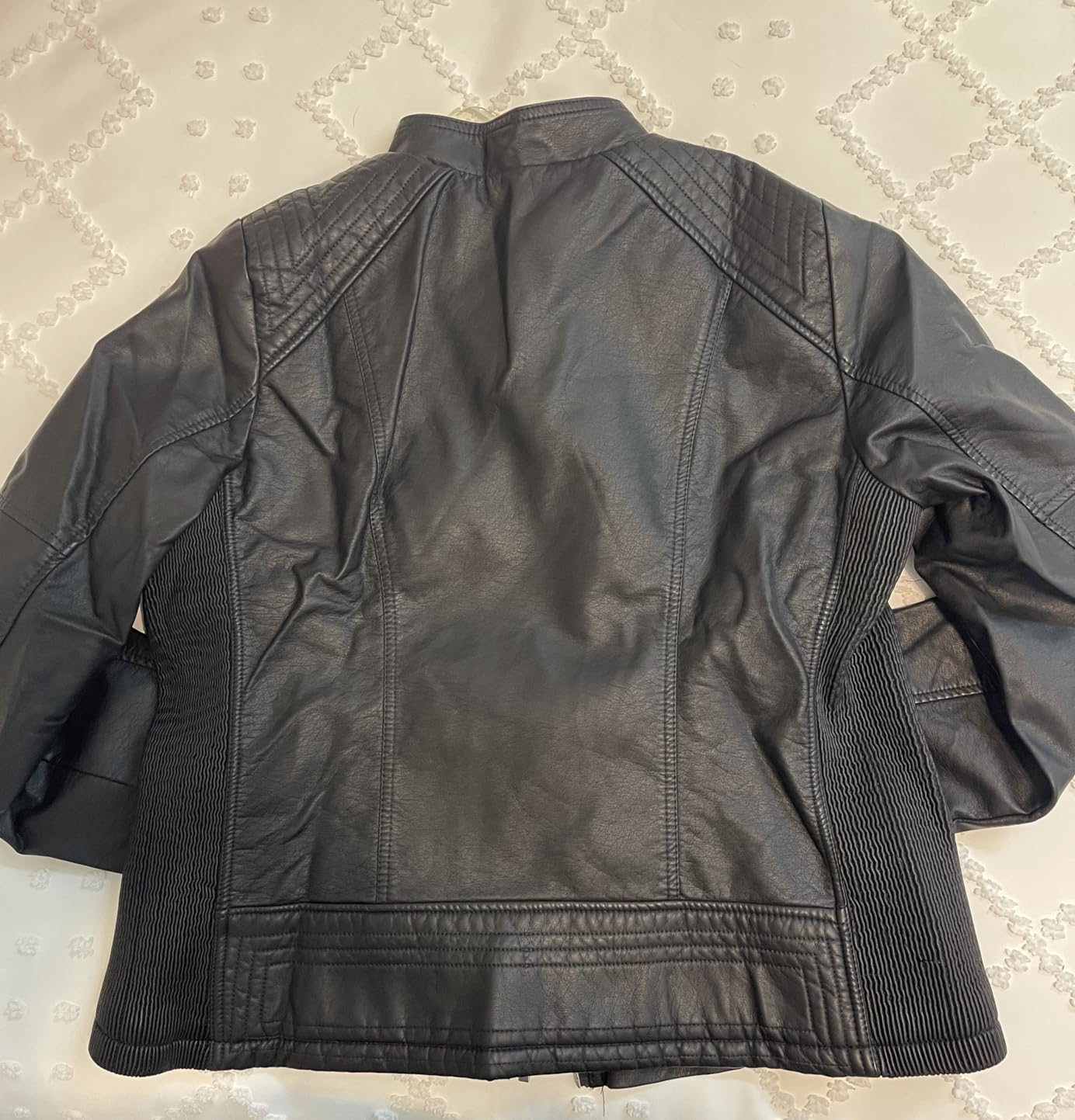Bellivera Faux Leather Jacket Women Motorcycle Zipper Bomber PU Bike Coat with Pockets customer photo 2