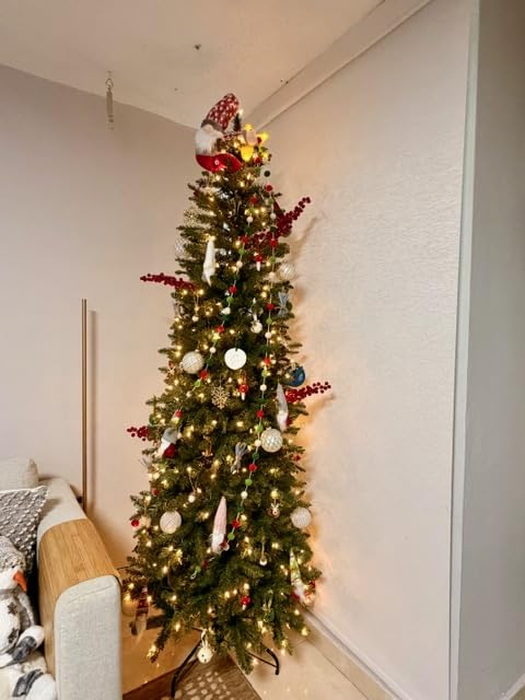 Puleo International 9ft Pre-Lit Fraser Fir Pencil Christmas Tree with 550 Clear Lights, 1828 Realistic Dense Branch Tips, Easy Setup Artificial Trees with Sturdy Metal Stand customer photo 1