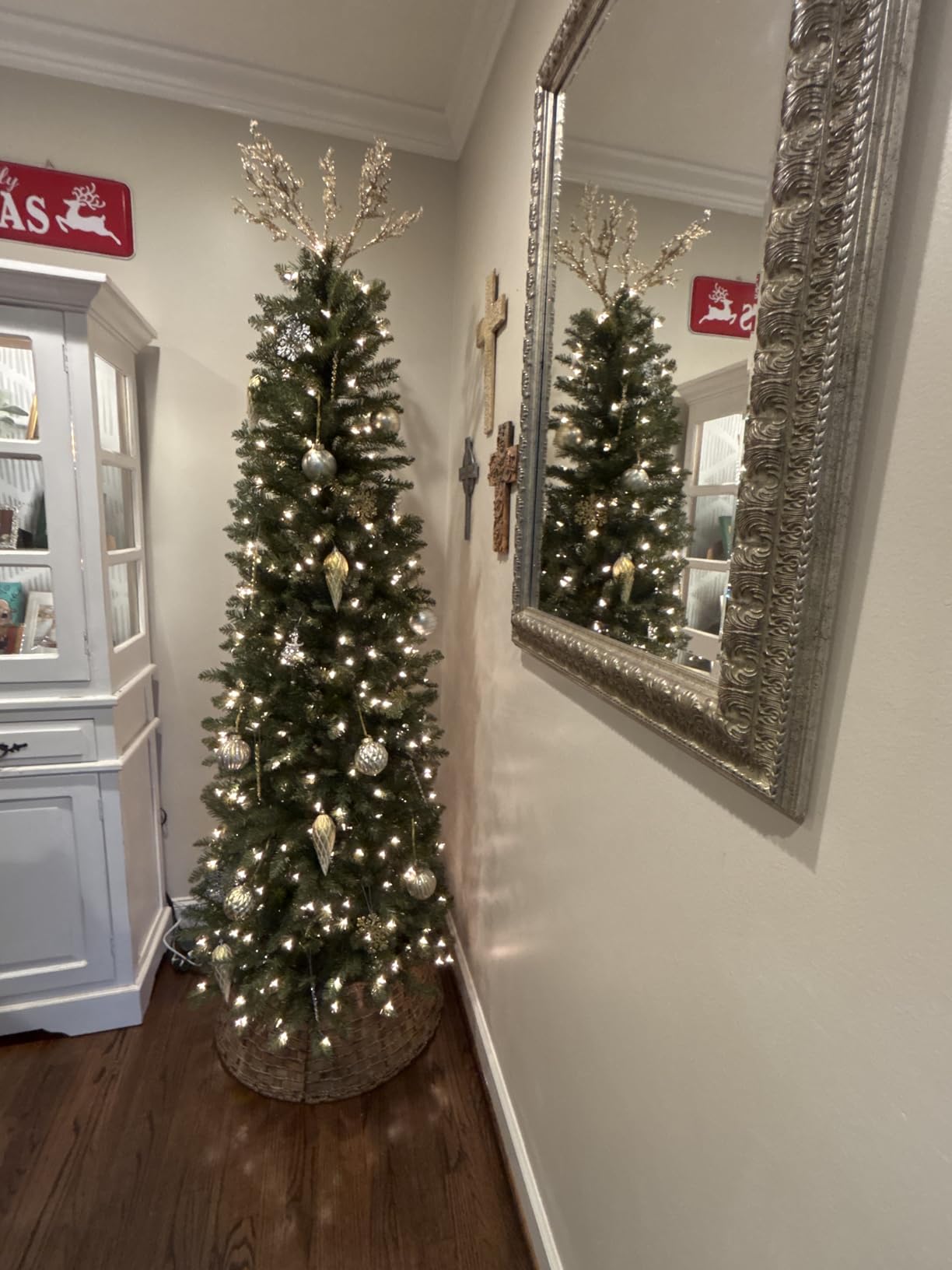 Puleo International 9ft Pre-Lit Fraser Fir Pencil Christmas Tree with 550 Clear Lights, 1828 Realistic Dense Branch Tips, Easy Setup Artificial Trees with Sturdy Metal Stand customer photo 2
