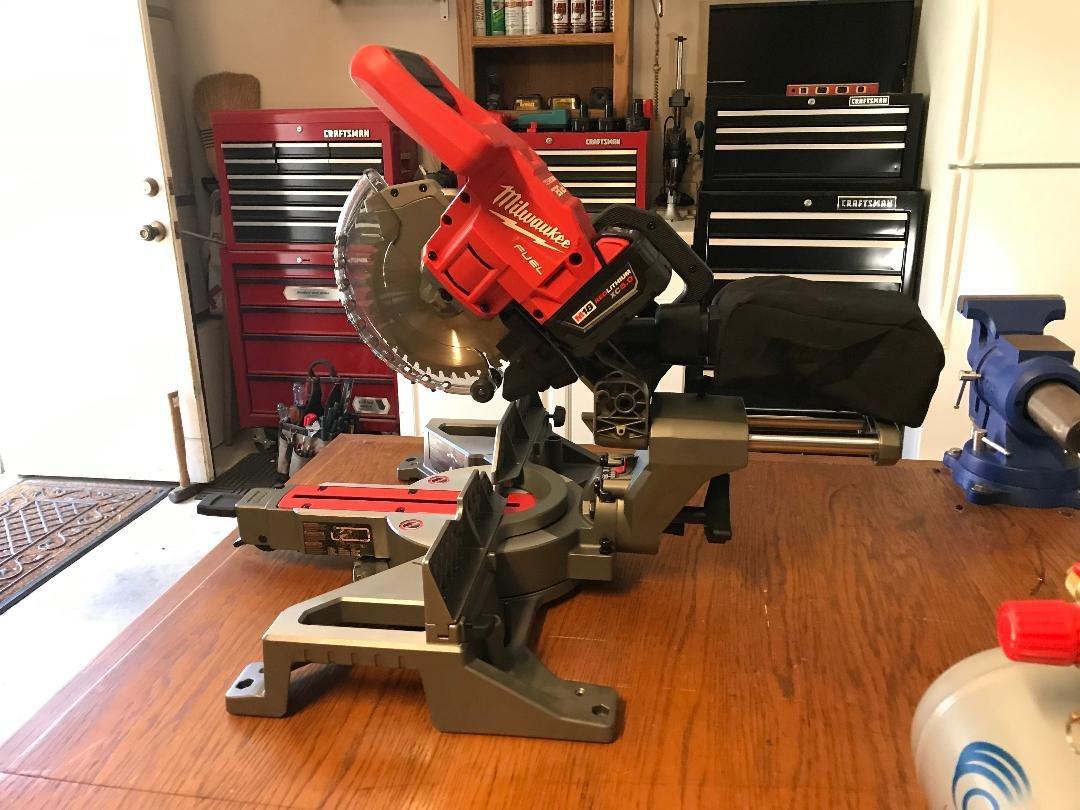 Milwaukee 2733-21 M18 Fuel 7-1/4