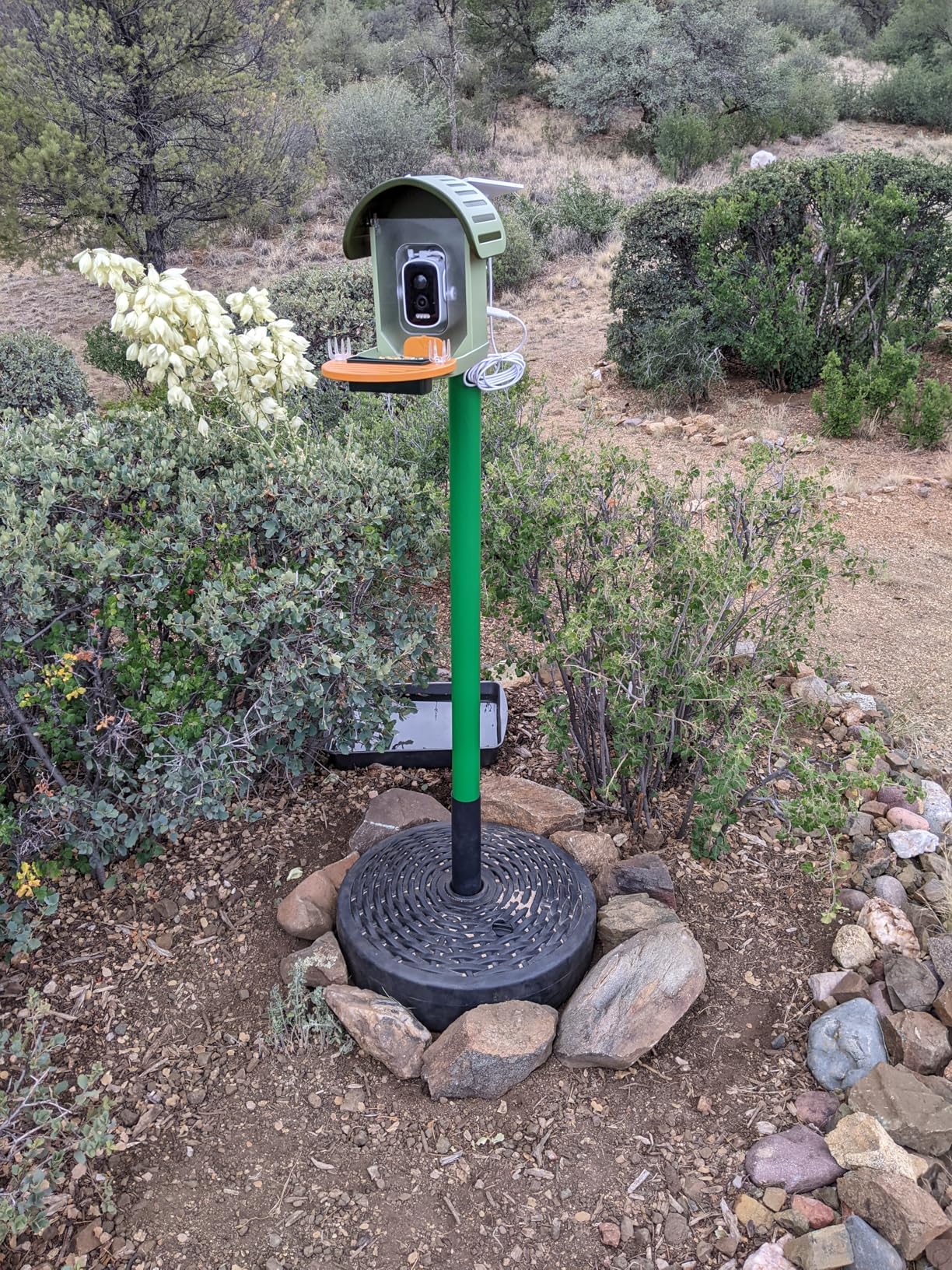 Best Choice Products Fillable Umbrella Base Stand Round Sunburst Plastic Patio Umbrella Base Stand, Pole Holder for Outdoor, Lawn w/ 55lbs Weight Capacity, Adjustment Knob customer photo 2