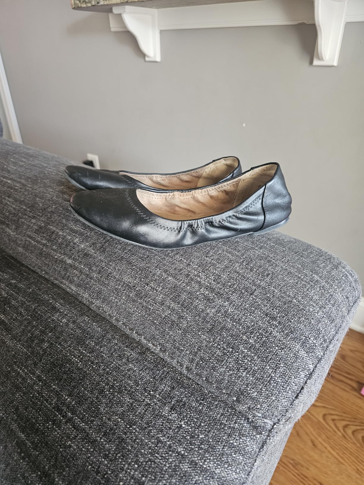 Amazon Essentials Women's Belice Comfortable Slip-On Ballet Flats Shoes customer photo 2