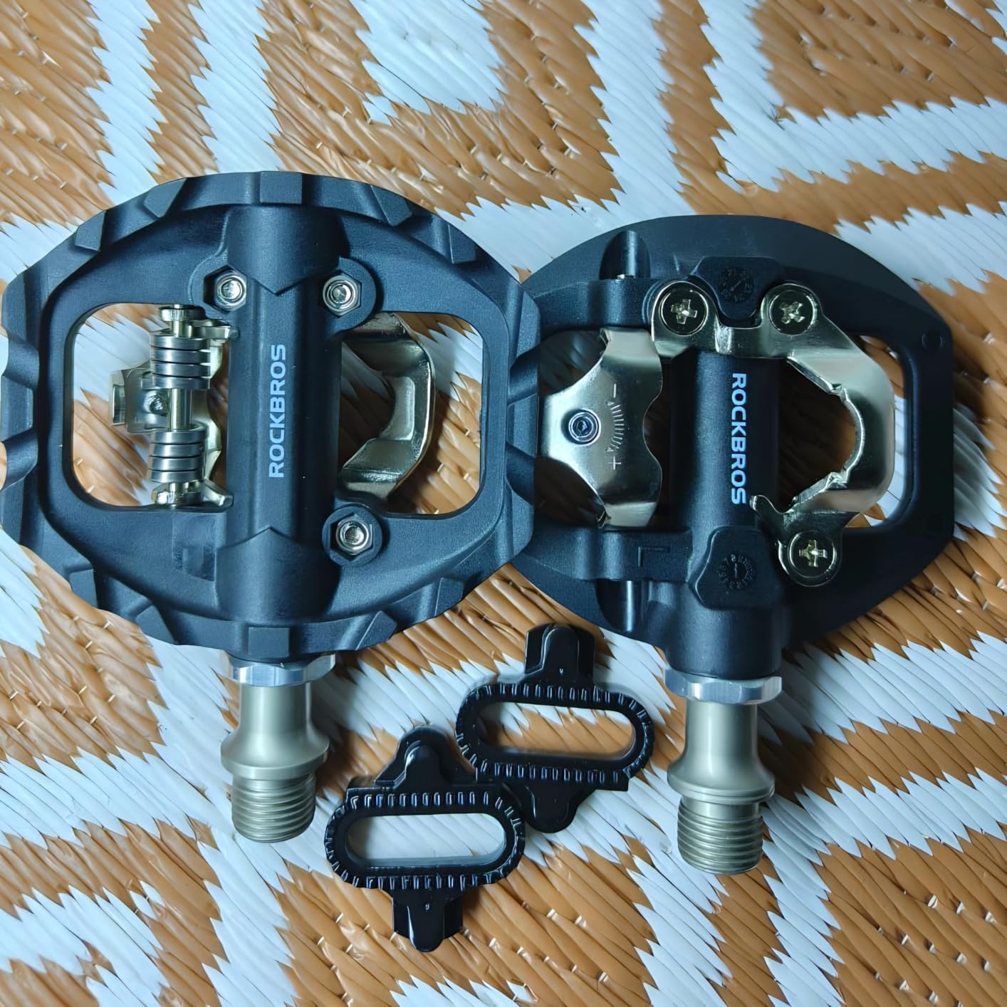 SHIMANO PD-EH500 SPD & Flat Dual Sided Bike Pedal for Indoor Cycling & Urban Riding customer photo 1