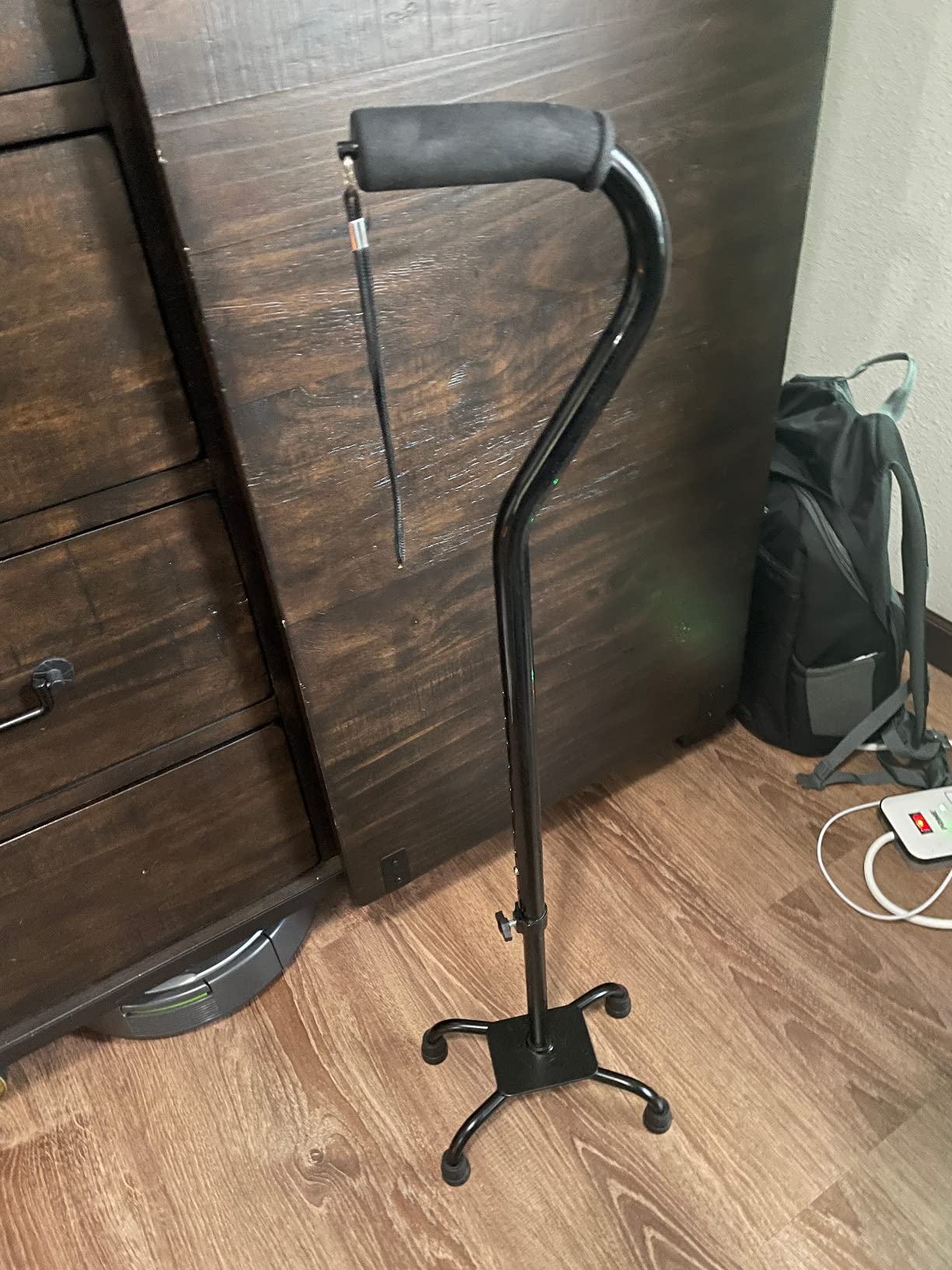 RMS Quad Cane - Adjustable Walking Cane with A Large Four-Pronged Base for Extra Stability - Foam Padded Offset Handle for Secure & Comfort Grip - Works for Right or Left Handed Men or Women customer photo 1
