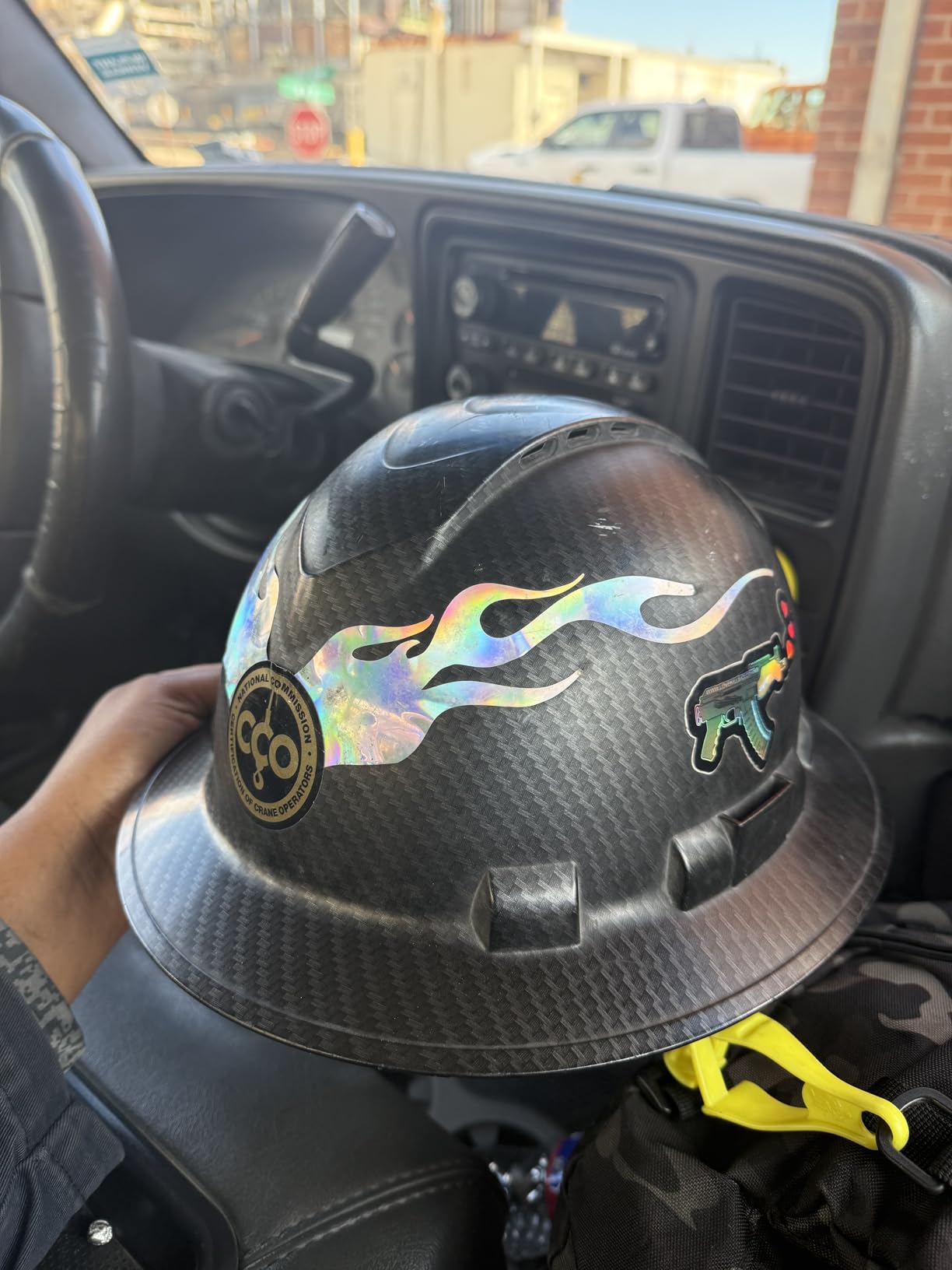 Pyramex Ridgeline Full Brim Hard Hat 4 Point Ratchet Vented Matte Black Graphite Pattern customer photo 1