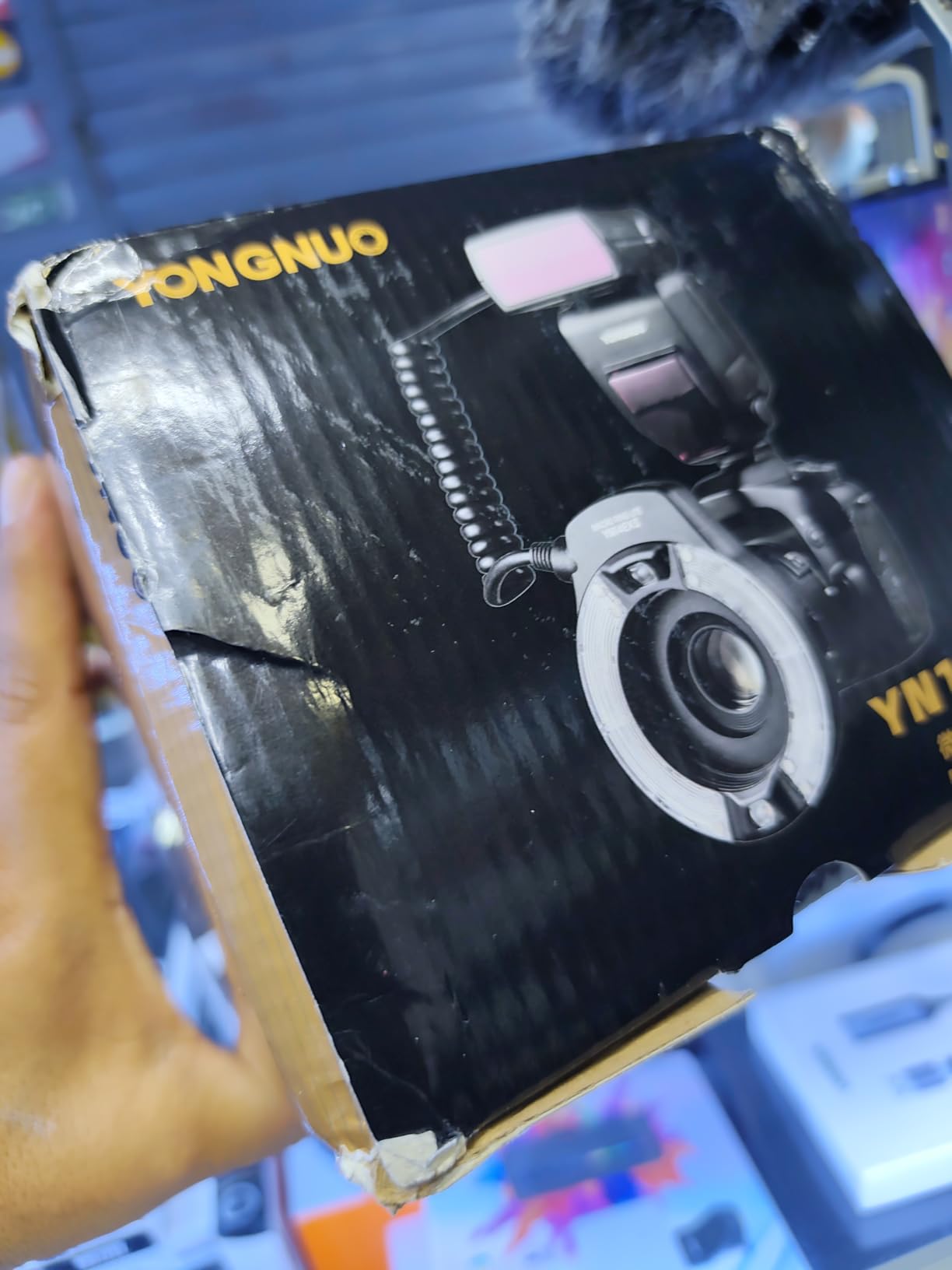 YONGNUO YN14EX II Macro Ring Flash for Canon DSLR Cameras, with Adapter Rings and Color Temperature Filters, Hot Shoe Mount, Support M, TTL Flash customer photo 1
