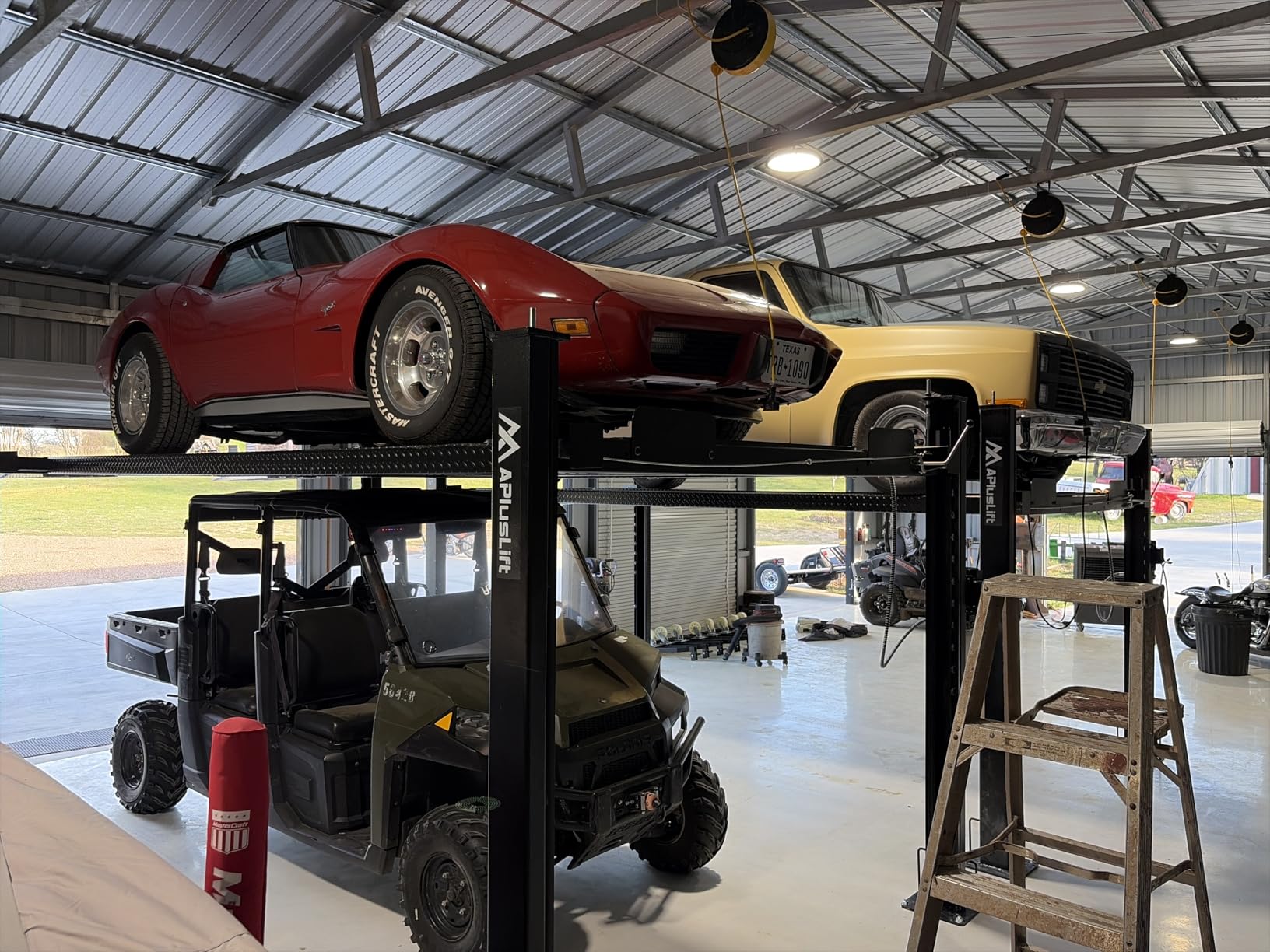 APlusLift HW-8SXLT 8000LB Extra Tall Extra Long Extra Wide 4-Post Portable Storage Service Car Lift customer photo 2