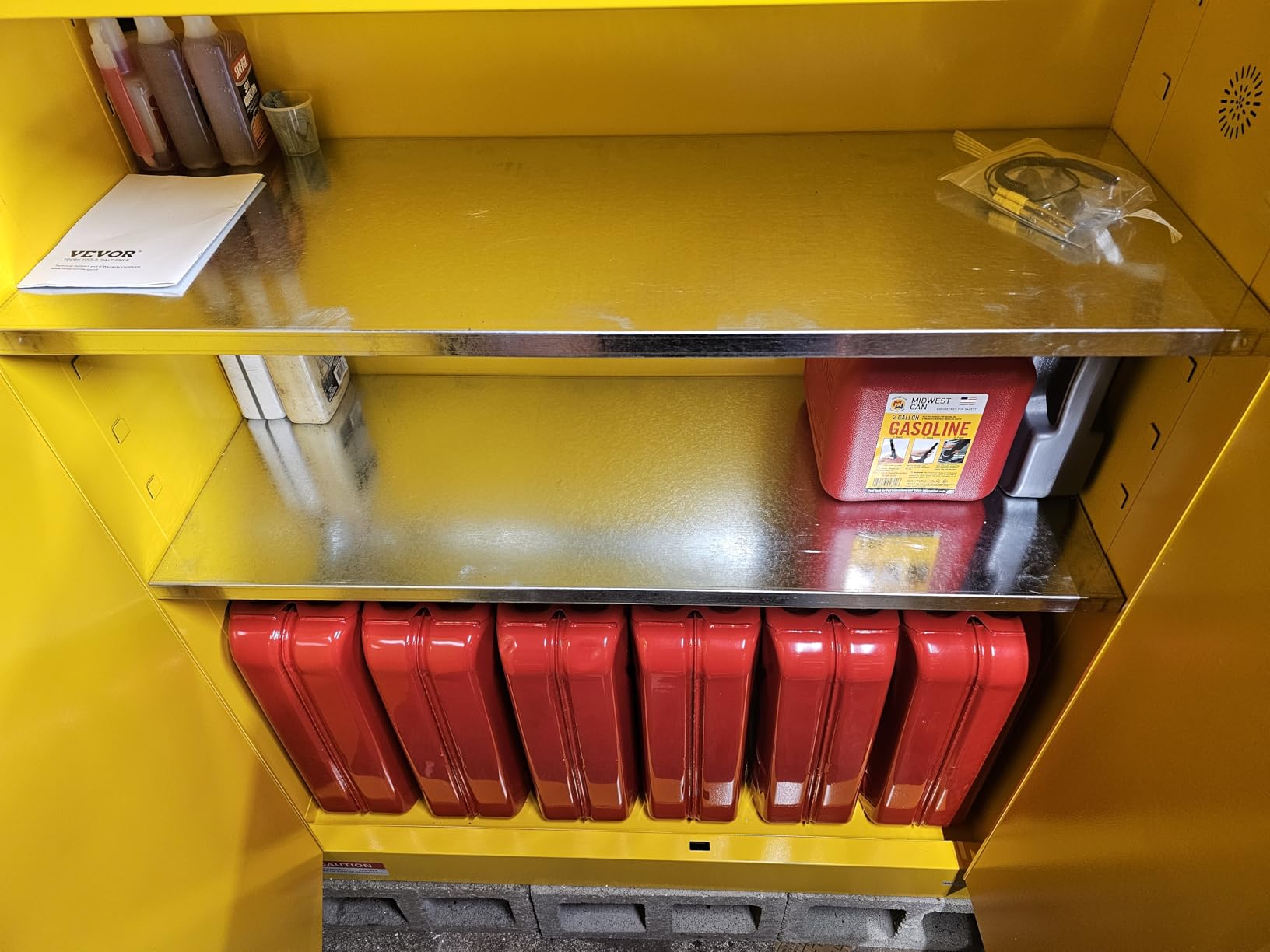 VEVOR Flammable Cabinet 18