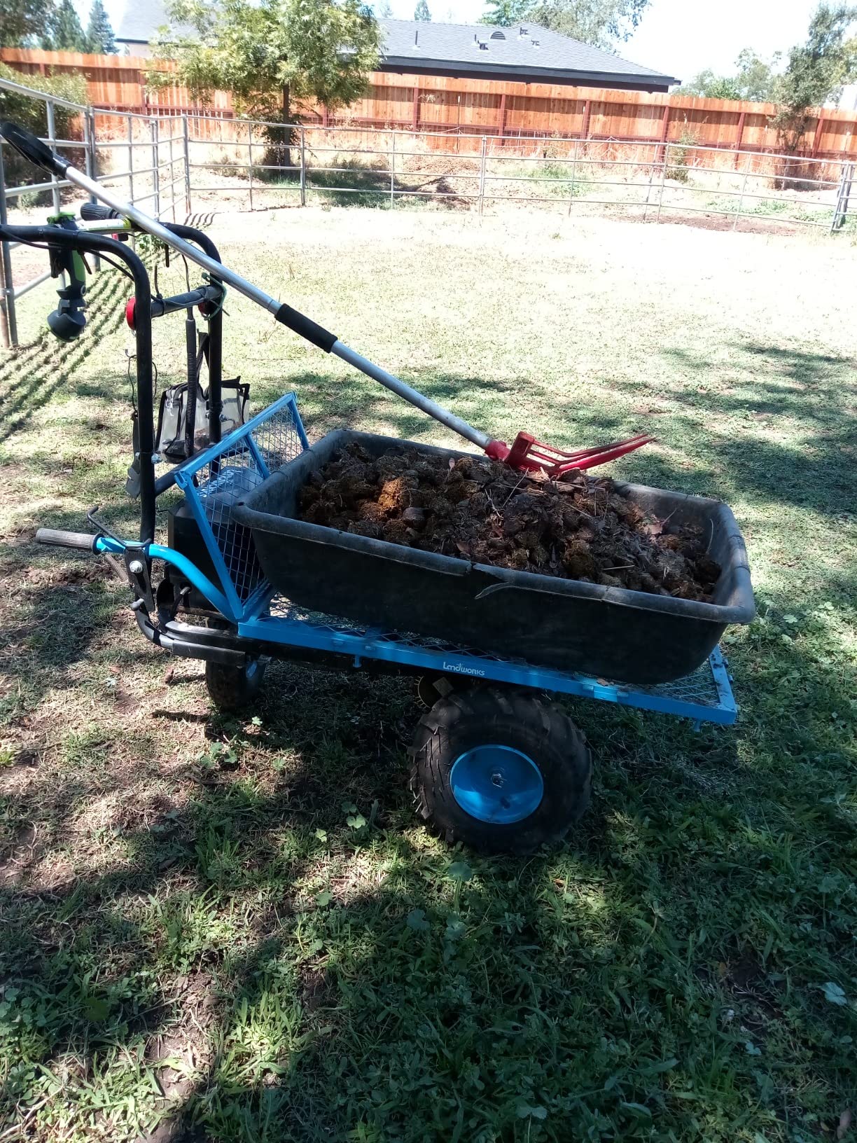 Landworks Utility Service Cart Wheelbarrow Power Wagon, Super Duty Electric 48V DC Li-Ion Battery Powered, 500 lbs Load & 1000+ lbs Hauling Capacity customer photo 1
