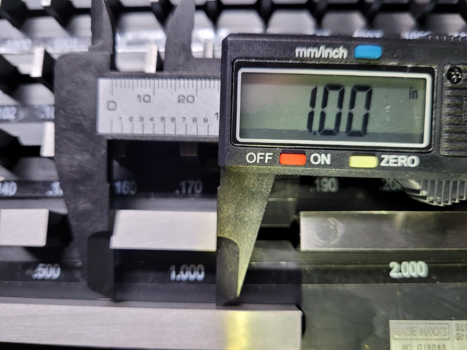 Digital Caliper, Sangabery 0-6 inches Caliper with Large LCD Screen, Auto - Off Feature, Inch and Millimeter Conversion Measuring Tool, Perfect for Household/DIY Measurment, etc customer photo 1