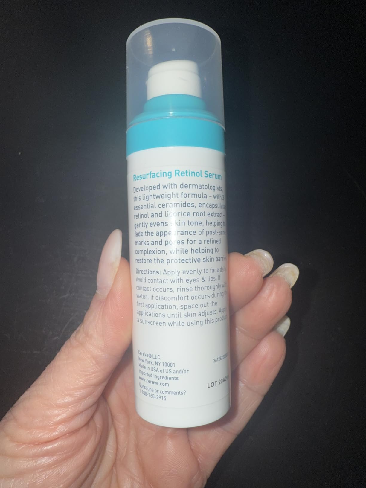 CeraVe Resurfacing Retinol Serum For Post Acne Marks, Formulated With Licorice Root Extract & Niacinamide, Brightening Serum & Pore Minimizer For Face, Post Acne Skin Barrier Repair, Non-Comedogenic customer photo 1