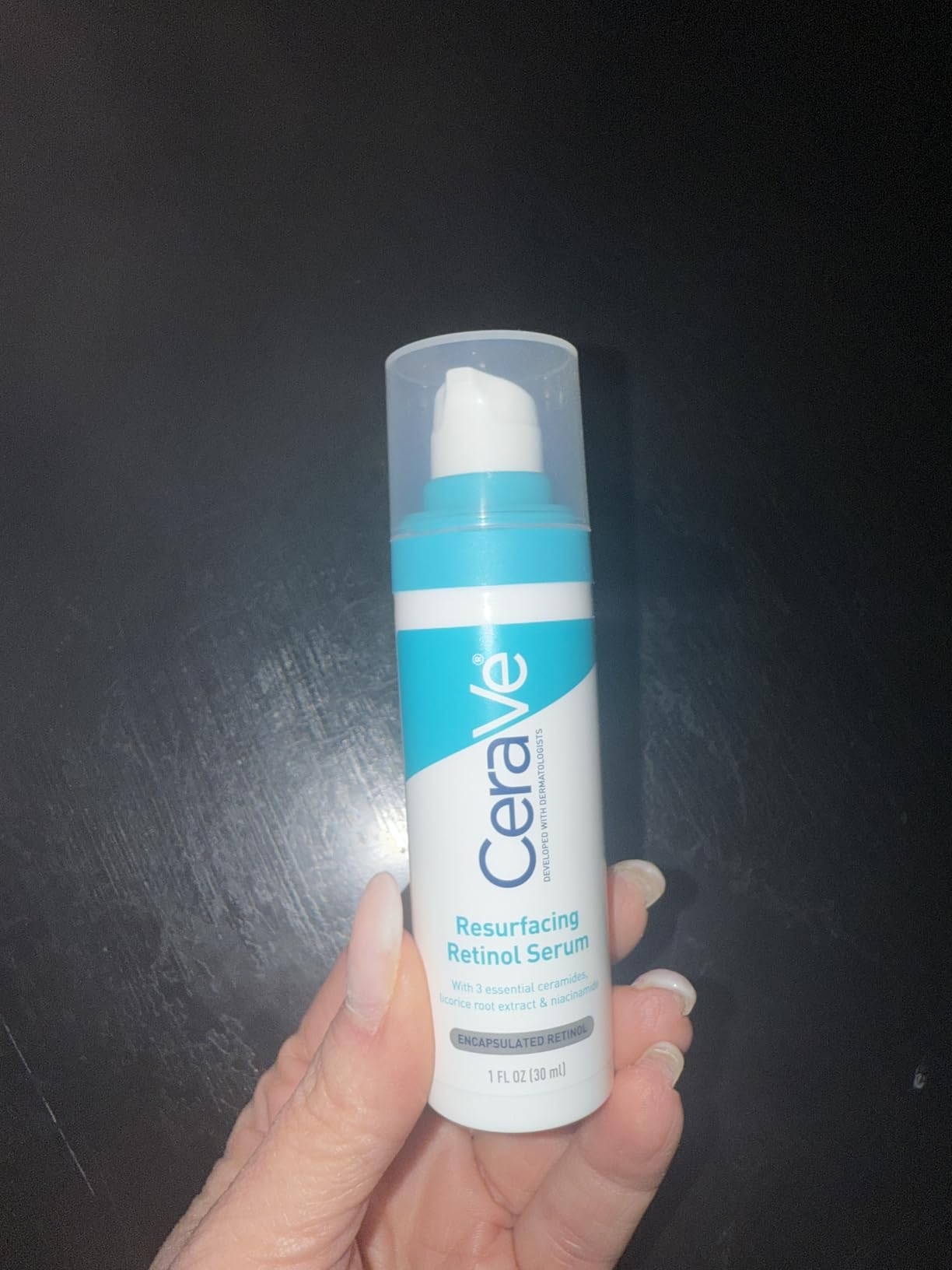 CeraVe Resurfacing Retinol Serum For Post Acne Marks, Formulated With Licorice Root Extract & Niacinamide, Brightening Serum & Pore Minimizer For Face, Post Acne Skin Barrier Repair, Non-Comedogenic customer photo 2