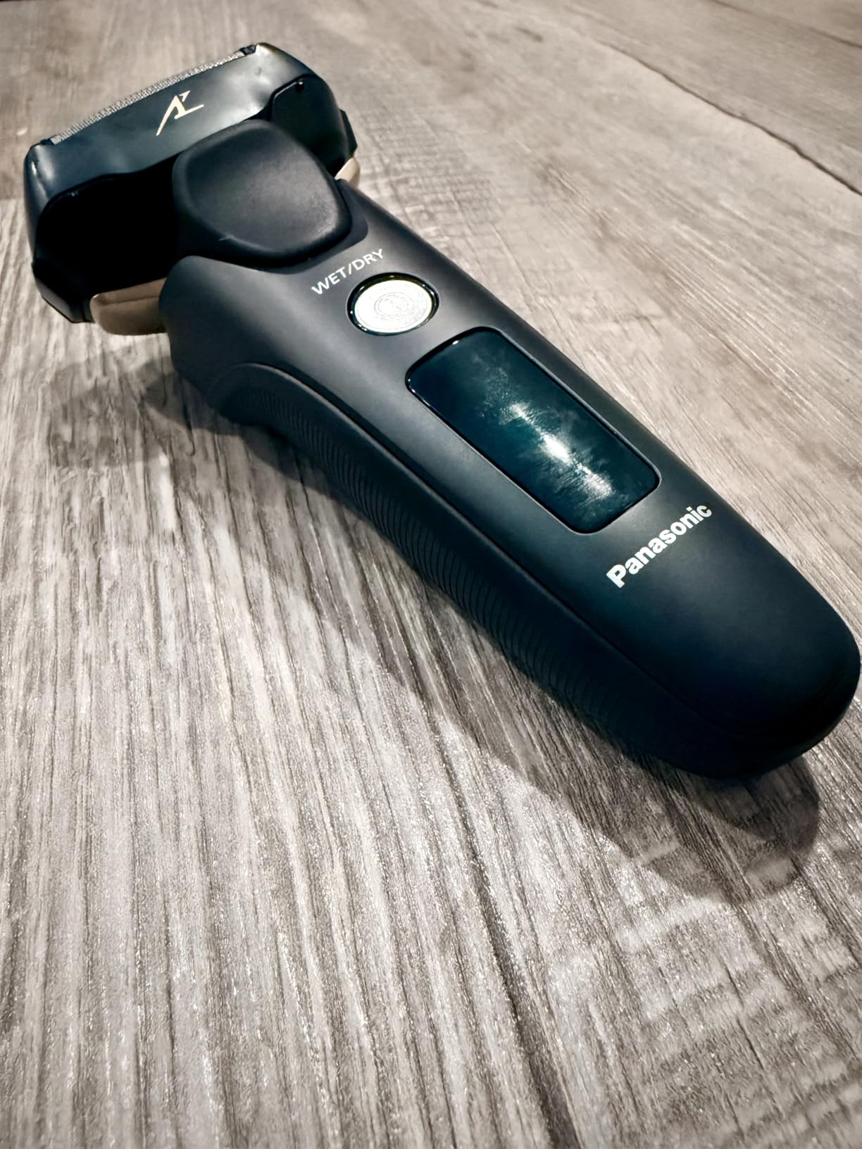 Panasonic Electric Razor for Men, Electric Shaver for Men, ARC5 with Premium Automatic Cleaning and Charging Station, Wet Dry Shaver, Cordless Razor, with Pop-Up Trimmer ES-LV97-K, Black customer photo 2