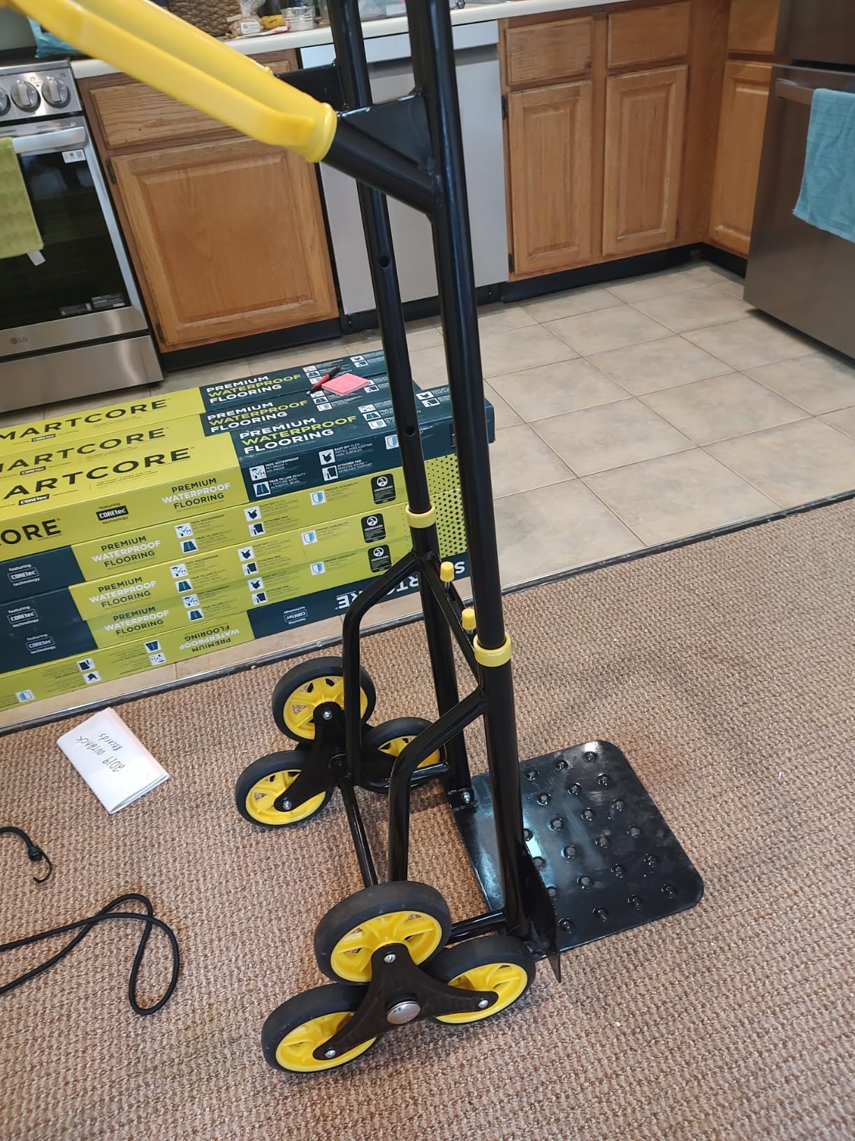 Mount-It! Stair Climbing Dolly for Moving, Heavy-Duty Hand Truck for Stairs with 6 Wheels, 330 lb Flat / 265 lb Stair Capacity customer photo 1