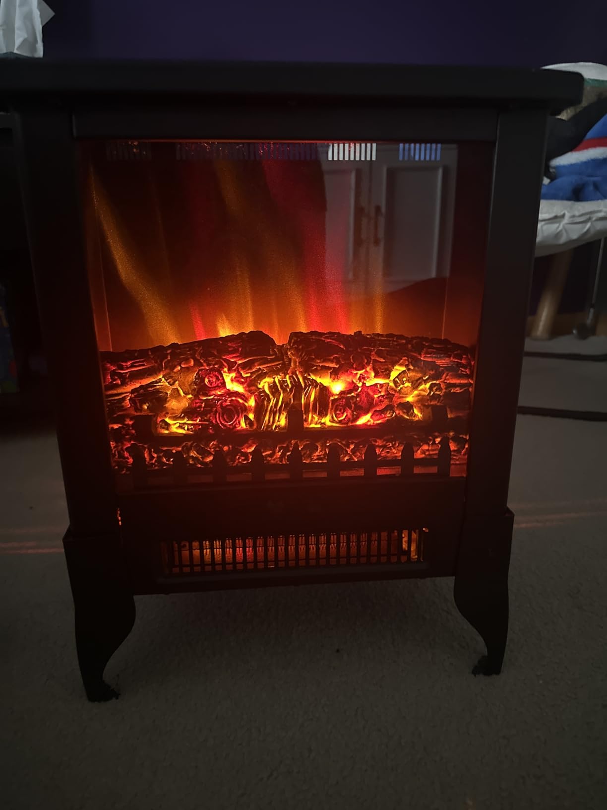 TURBRO Suburbs TS17 Compact Electric Fireplace Stove, 18