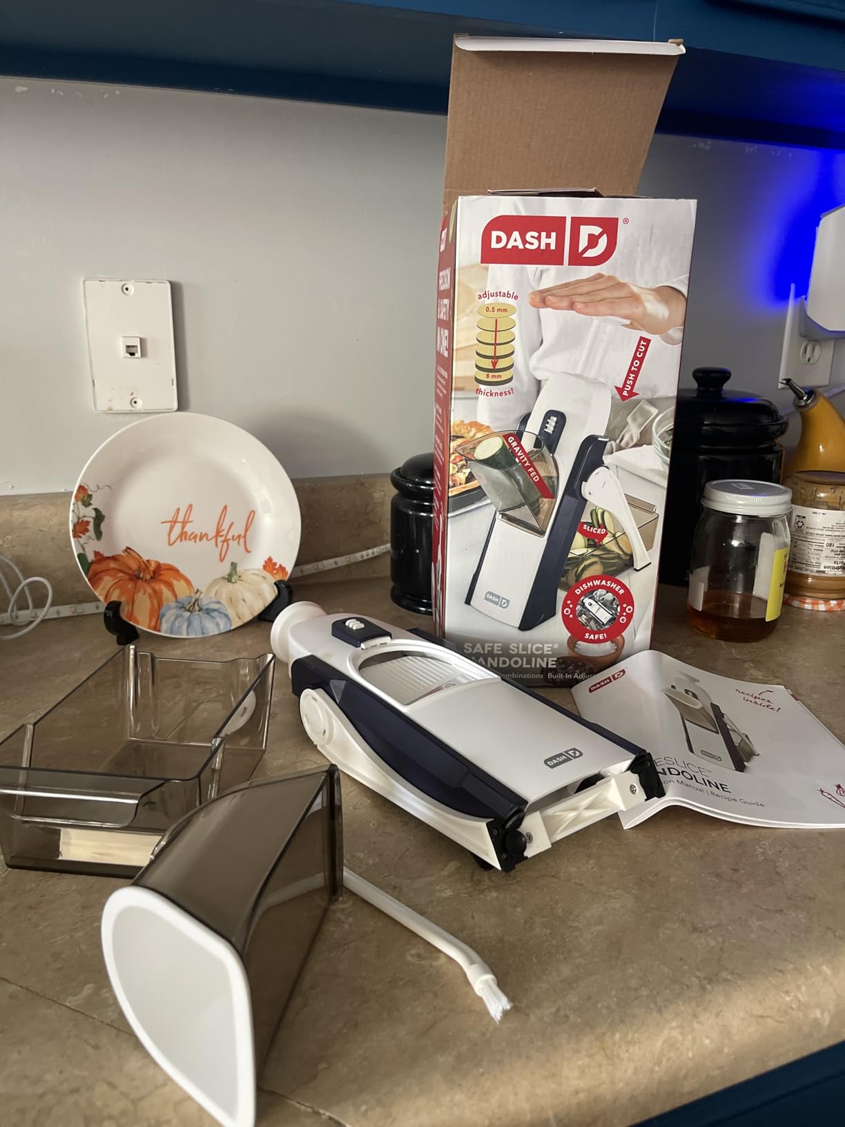 Dash Safe Slice Mandoline - Compact, Foldable Food Slicer - Slice, Dice, Julienne and More - Perfect for Quick Food Prep - Recipe Guide Included - Cool Grey customer photo 2