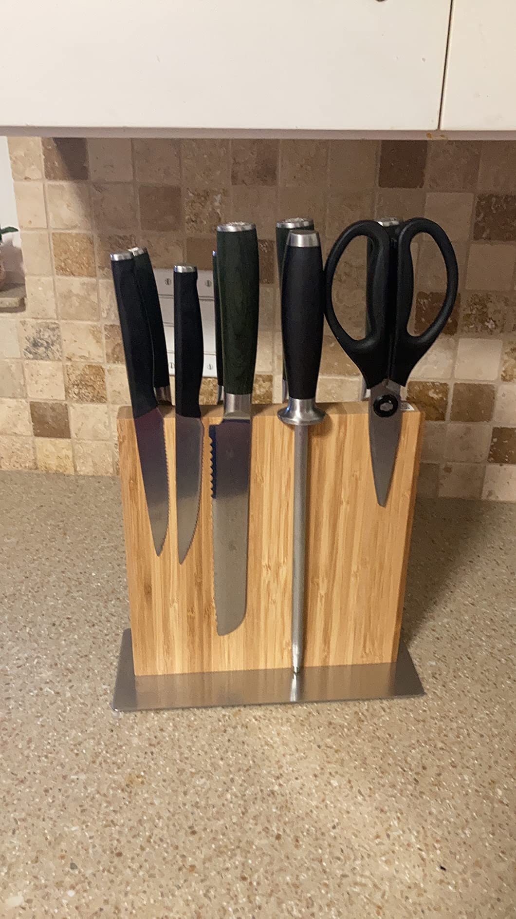 Navaris Magnetic Knife Block - Bamboo Kitchen Storage with Strong Magnets customer photo 1