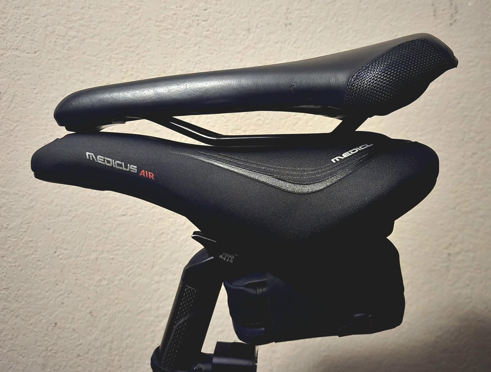 Wittkop Bike Seat - Bicycle Seat for Men and Women, Waterproof Bike Saddle with Innovative 5-Zone-Concept - Exercise Bike Seat for BMX, MTB & Road customer photo 1