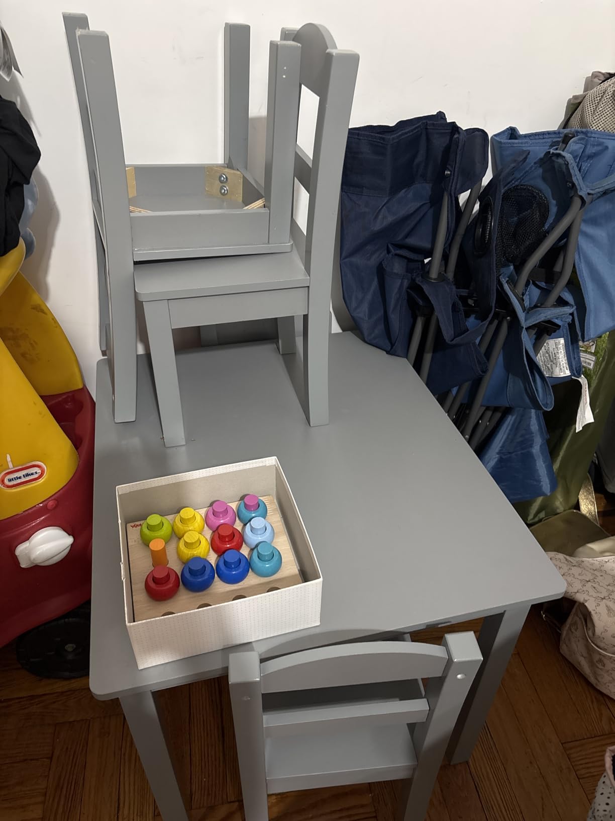 Humble Crew Kids Table and Chair Set, Toddler Activity Table with 4 Chairs for Play, Crafts, Snacks & Learning, Wooden Kids Furniture for Playroom & Bedroom, Grey customer photo 2