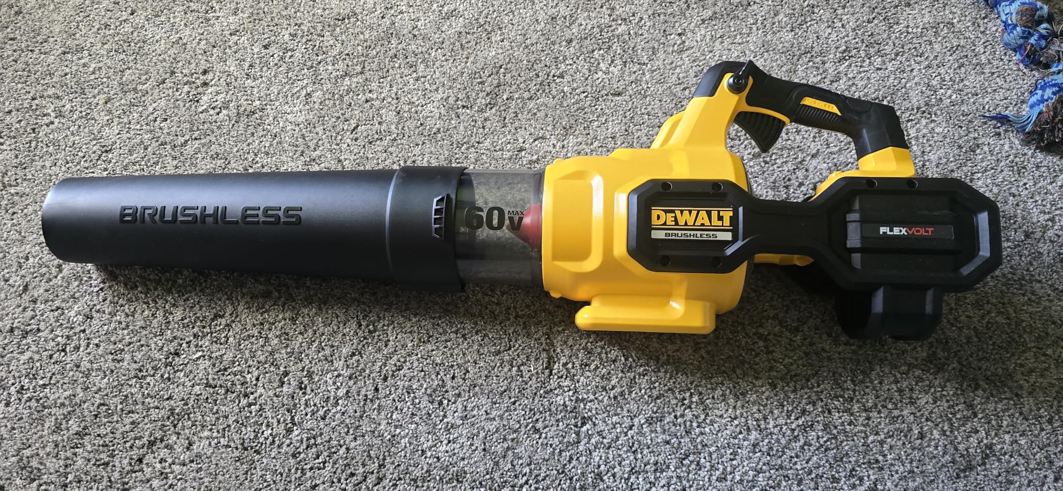 DEWALT 60V MAX FLEXVOLT Leaf Blower, Cordless, Handheld, 125-MPH, 600-CFM, Tool Only (DCBL772B) customer photo 1