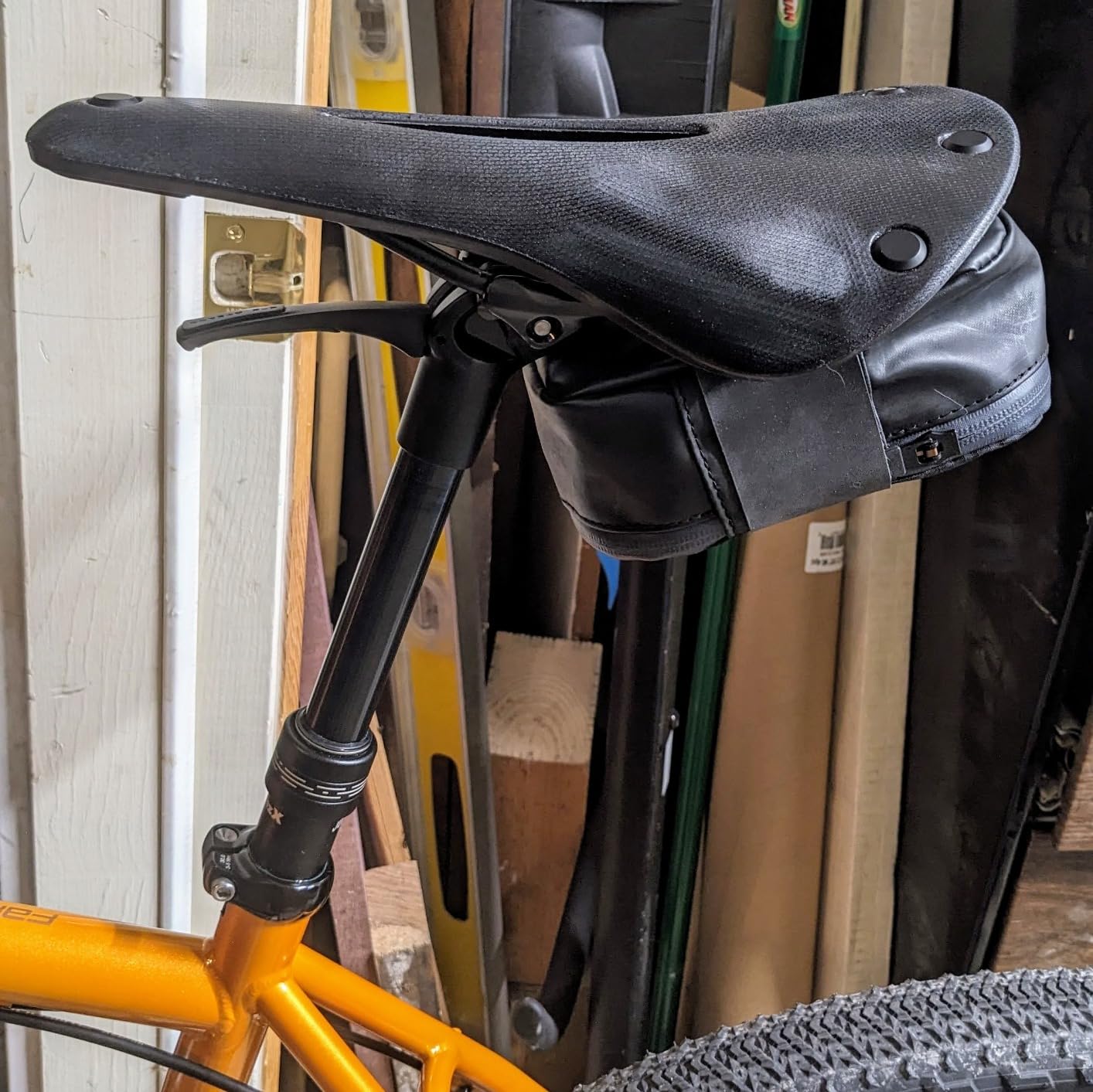 TranzX Jump Seat Cable-Less Dropper Post customer photo 1