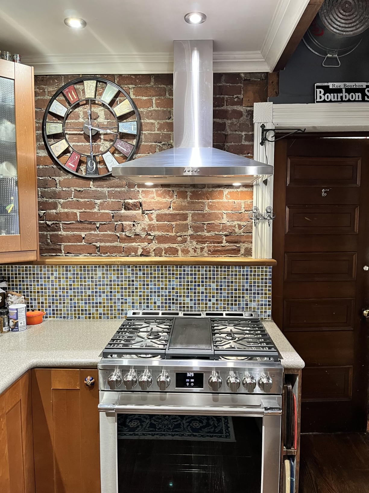 FIREGAS Range Hood 30 Inch, Stainless Steel Wall Mount Kitchen Hood 450 CFM with 3 Speed Exhaust Fan, Ducted/Ductless Convertible, Stove Vent Hood with Aluminium Mesh and Charcoal Filters customer photo 2