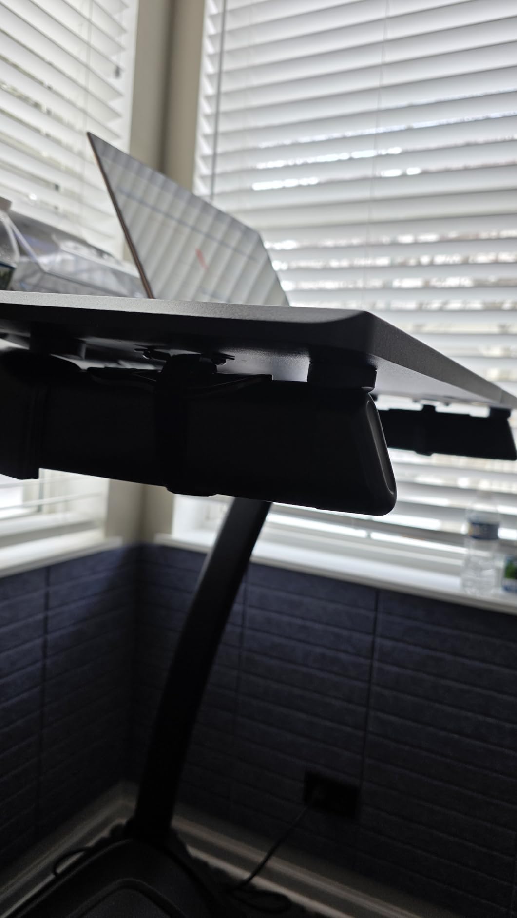 VIVO Universal Treadmill Desk, Ergonomic Platform Designed for Notebooks, Tablets, Laptops, and More, Workstation for Treadmill Handlebars up to 31 inches, Black, STAND-TDML2 customer photo 2
