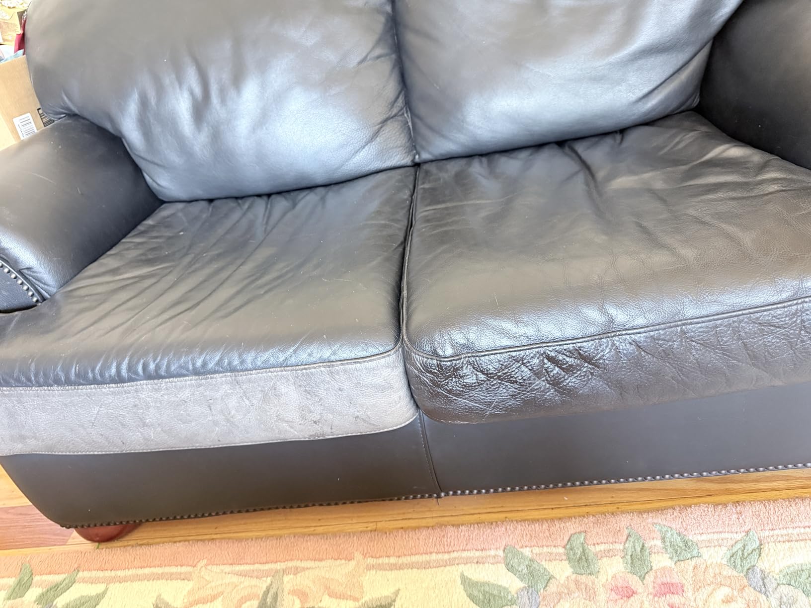Black Leather Recoloring Balm, Leather Color Restorer Conditioner, Leather Repair Kits for Vinyl Furniture, Sofa, Car Seats, Shoes - Repair Leather Color on Faded & Scratched Leather Couches customer photo 1