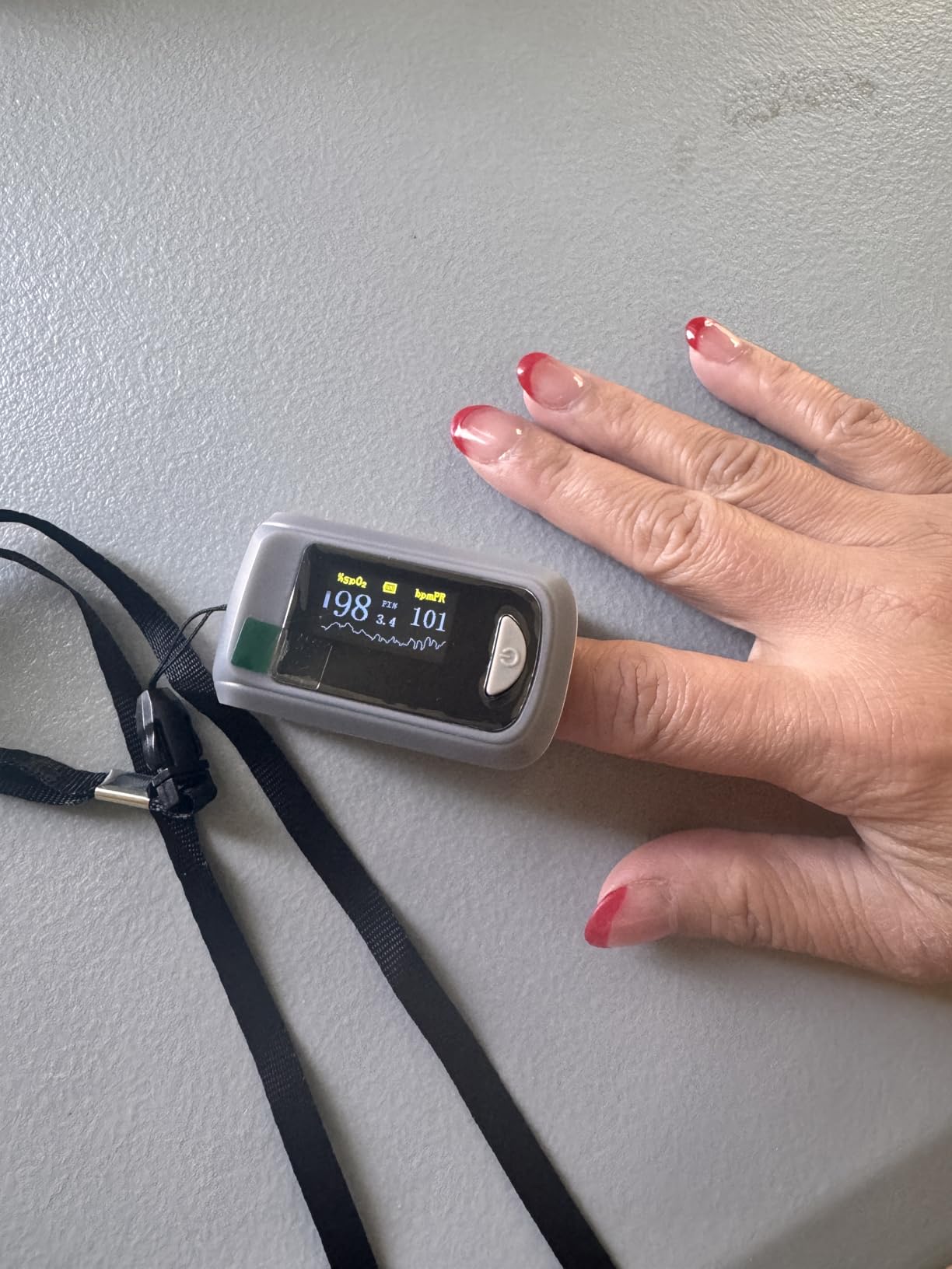 Healthtree JKS50B Pulse Oximeter Fingertip - Blood Oxygen monitor Fingertip with Signal Strength, Fast 5-8s Reading, Large OLED Display customer photo 2