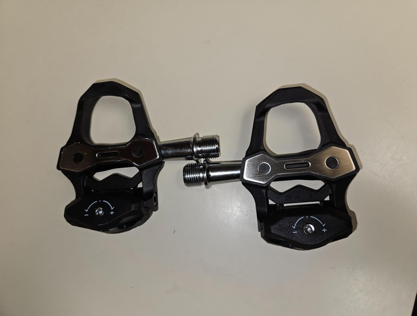 ZERAY Carbon Road Bike Pedals-Lightweight Clipless Bicycle Pedals with Cleats Compatible with Keo&Keo Grip customer photo 1
